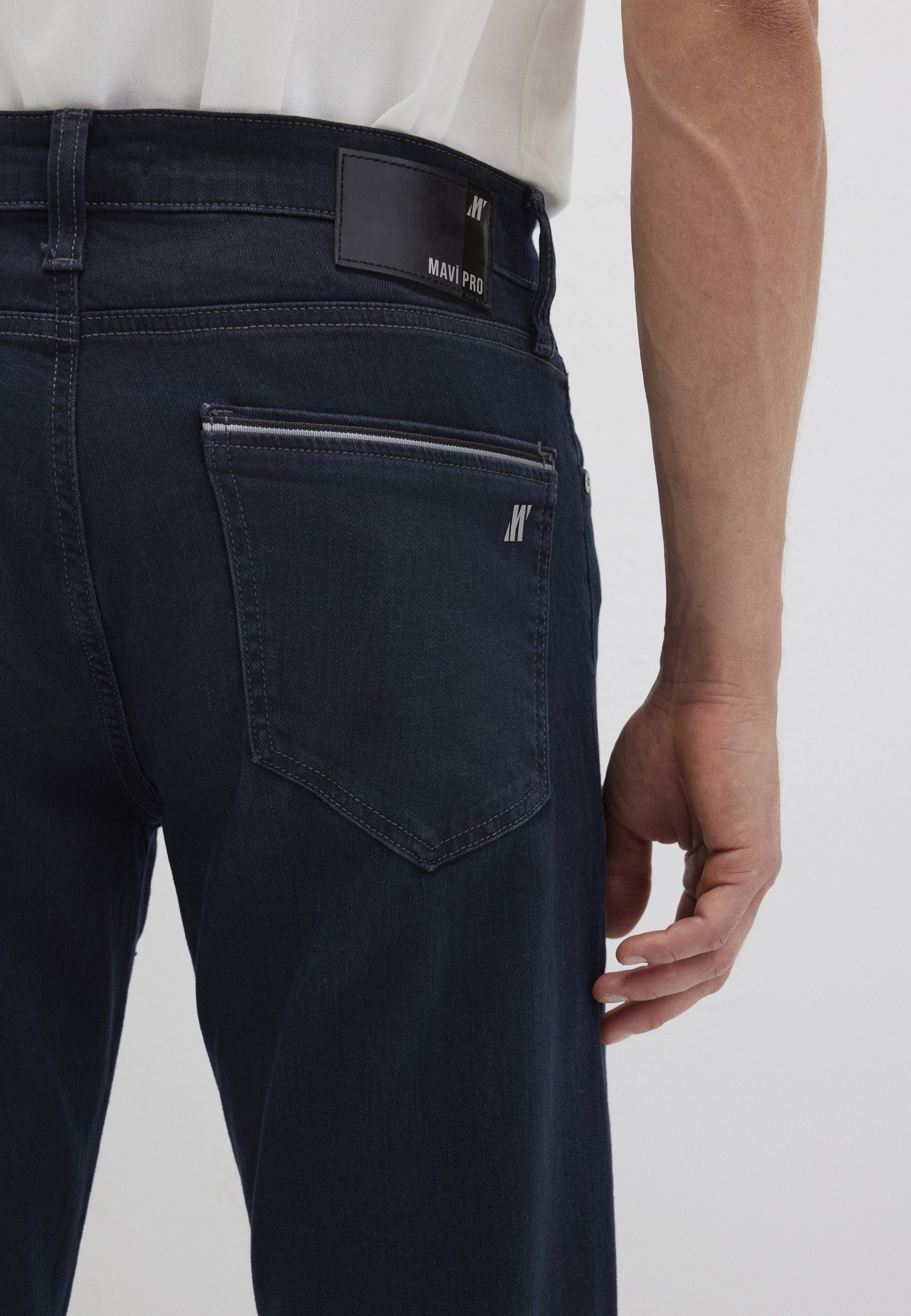 Mavi Gerade Jeans HUNTER