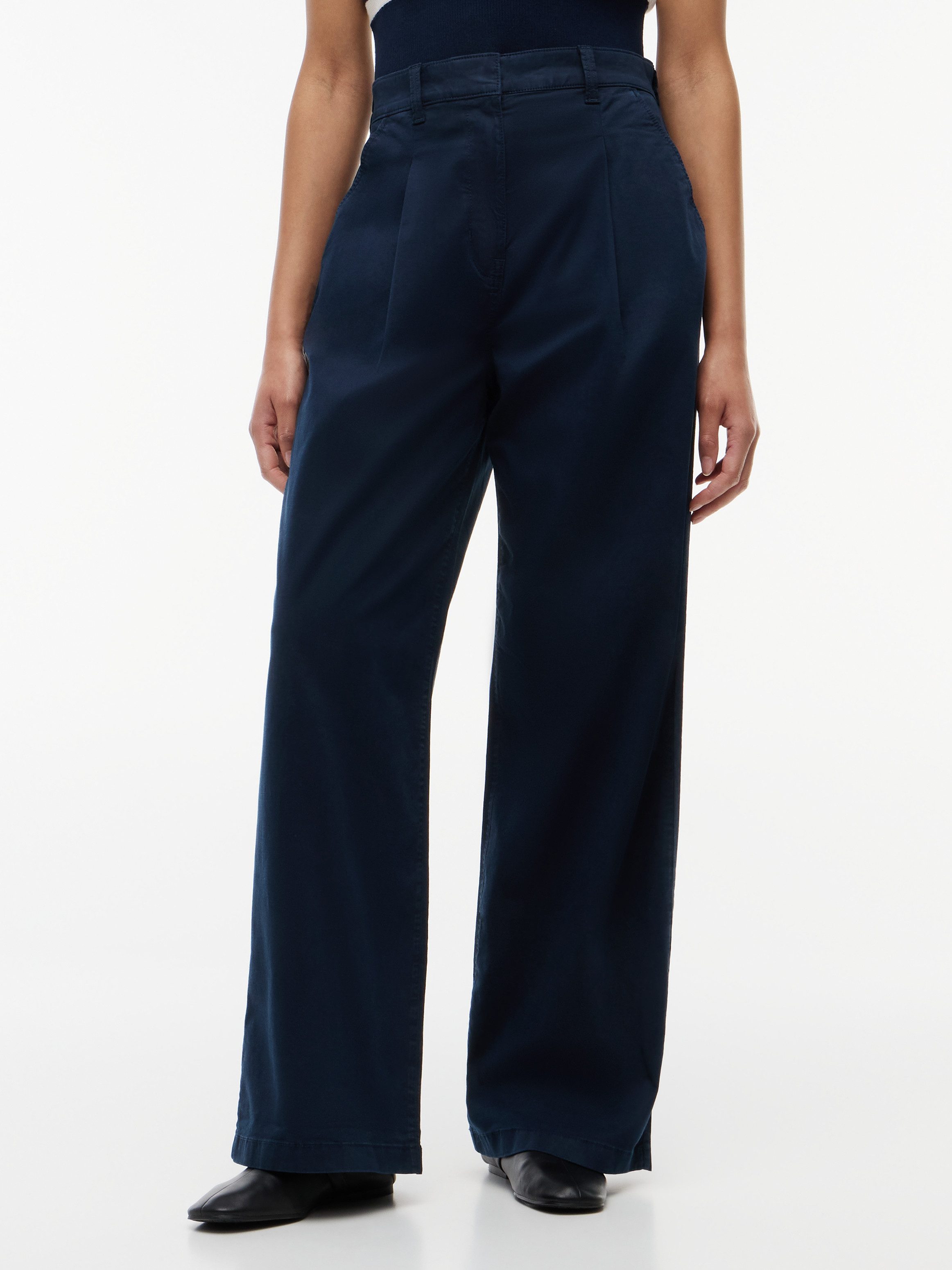 Tommy Jeans Chinohose TJW WIDE LEG CHINO Baumwollmischung, lässig geschnitten