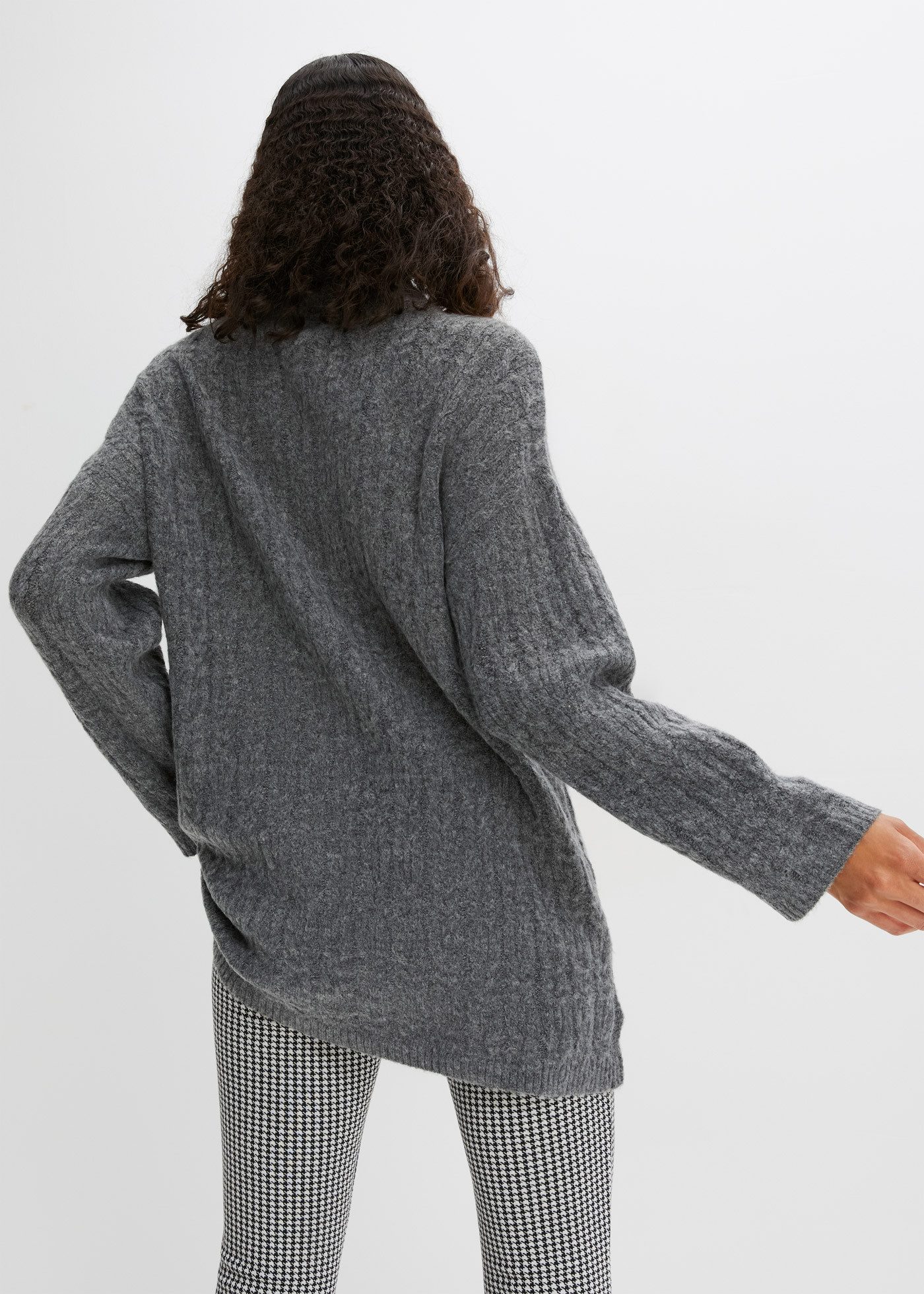 bonprix Longpullover mit Stehkragen und Reißverschluss im Troyer-Look, Zopfstrickmuster
