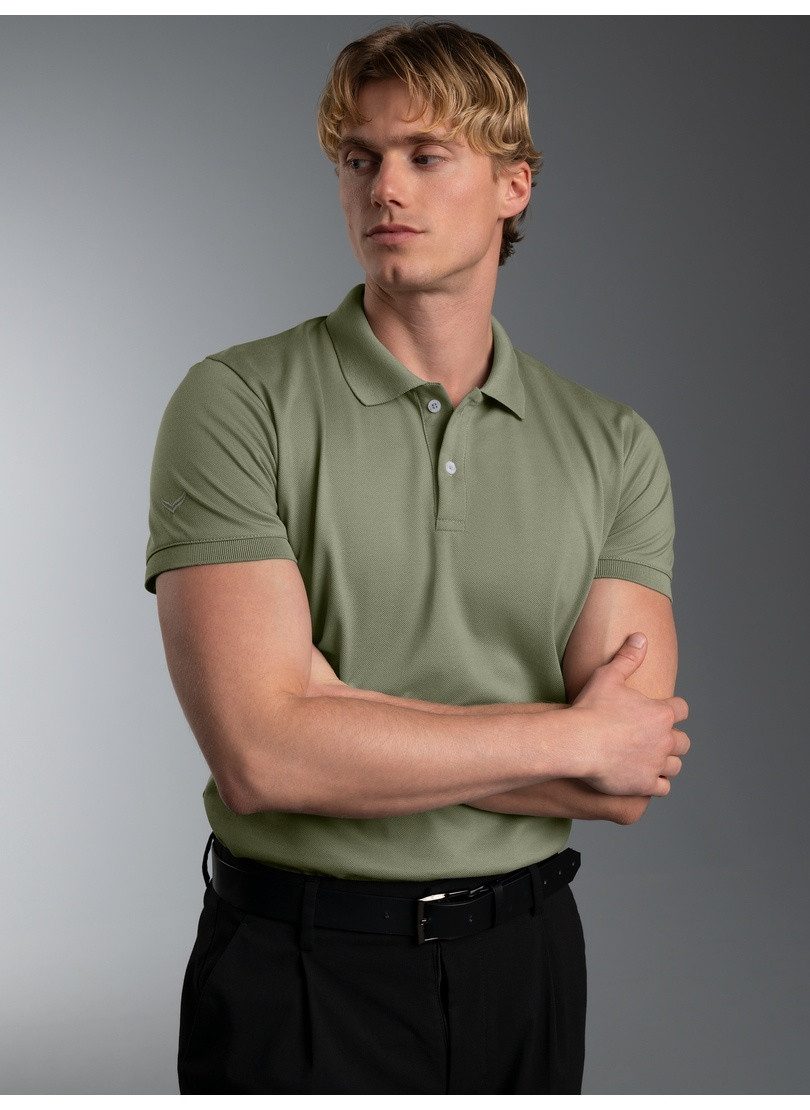 Trigema Poloshirt TRIGEMA Slim Fit Poloshirt aus DELUXE-Piqué (1-tlg)