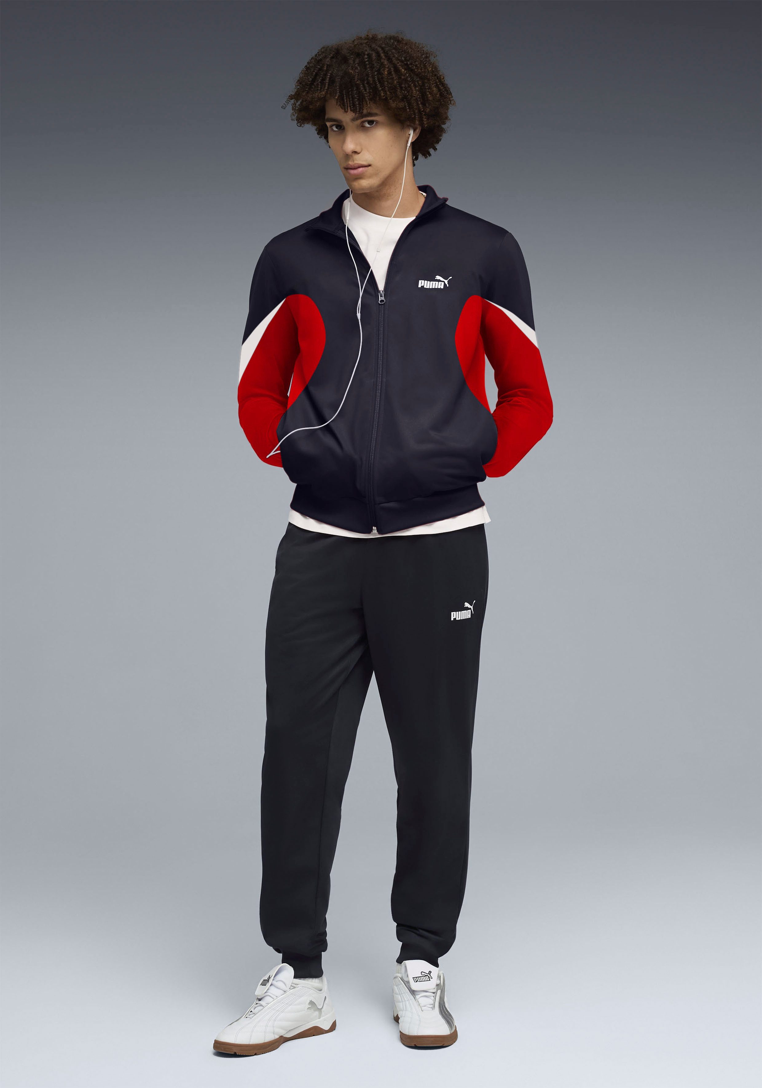 PUMA Trainingsanzug ESS BLOCK POLY SUIT (2-tlg), für entspannte Tage, für vielseitige Aktivitäten
