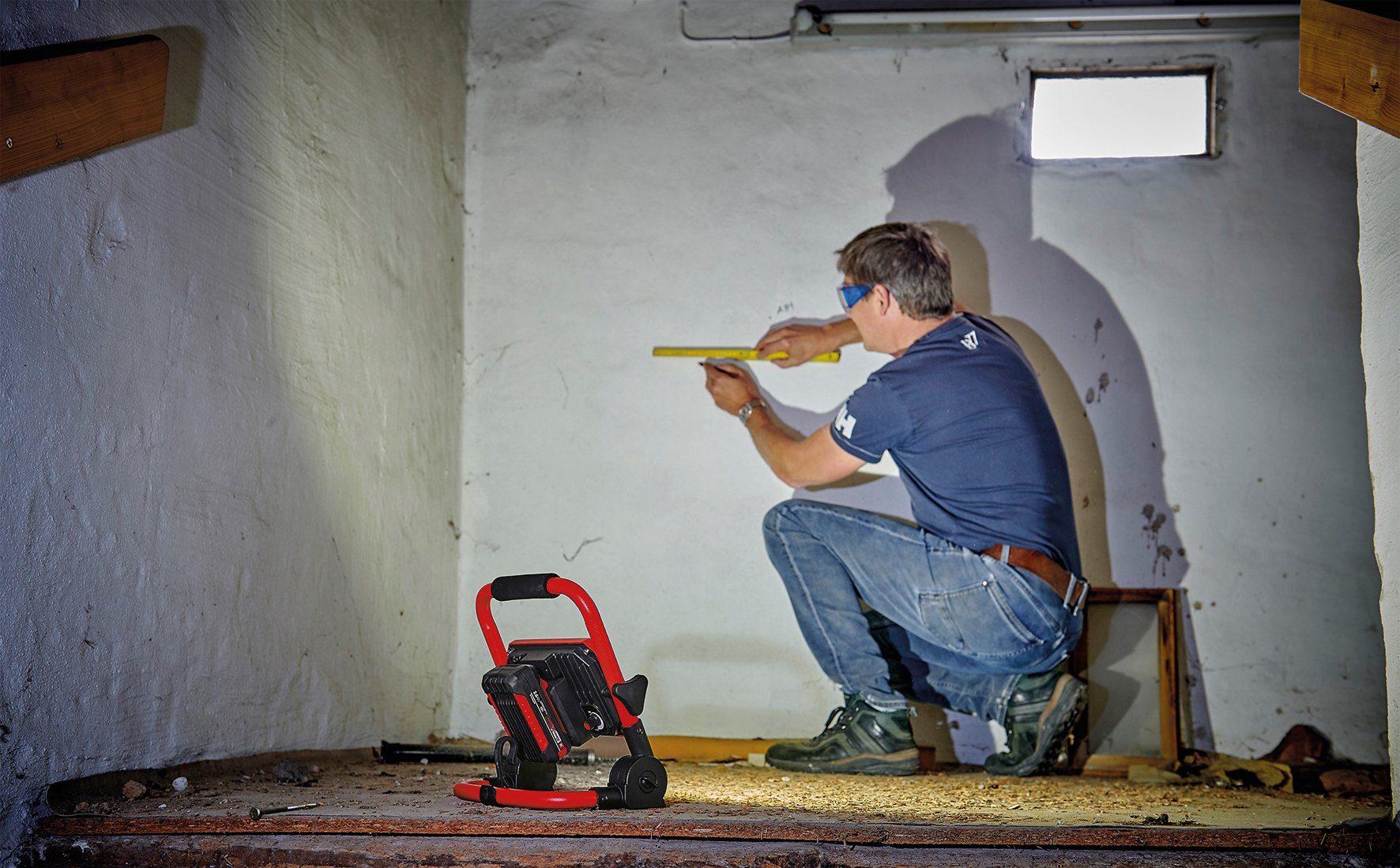 Einhell LED Arbeitsleuchte TC-CL 18/1800 Li - Solo, LED fest integriert, ohne Akku und Ladegerät