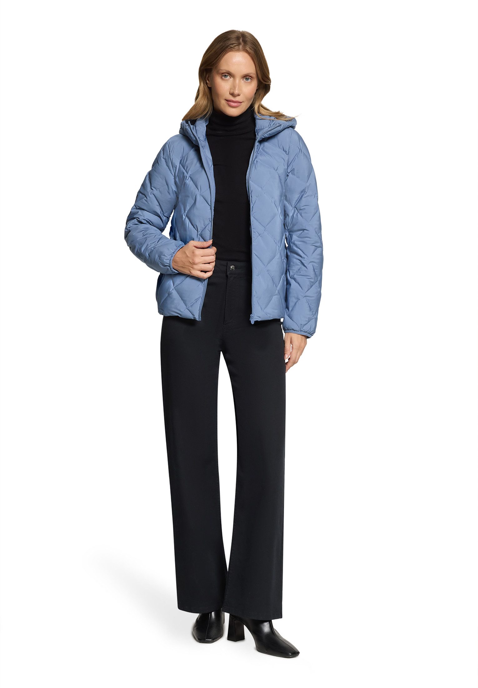 Betty Barclay Steppjacke mit Kapuze – Bild 5 von 5