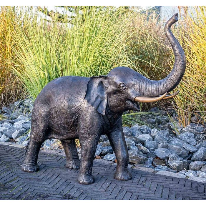 IDYL Gartenfigur IDYL Bronze-Skulptur Elefant wasserspeiend Bronze