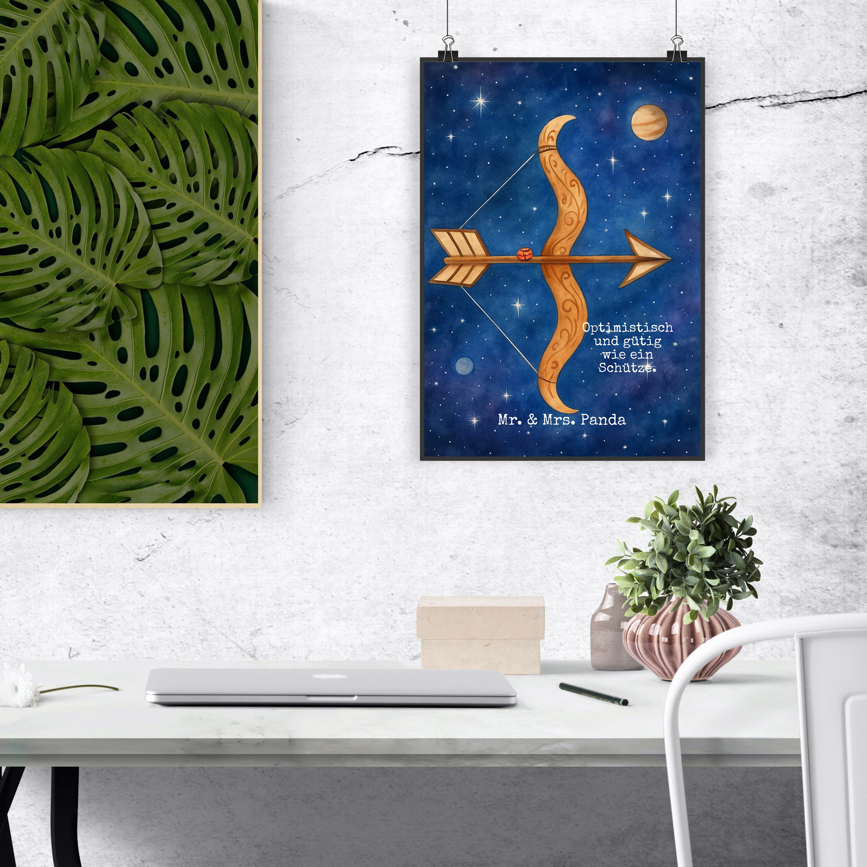 Mr. & Mrs. Panda Poster Sternzeichen Schütze Design, Bild DIN A5, Weiß, Geschenk Schützenfest, Sternzeichen Schütze (Packung), Geschenk Dezember Schütze Sternzeichen Wandbild