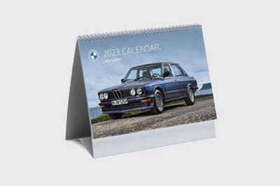 BMW Tischkalender »BMW Classic Tischkalender mit Motiv Geschenkidee für Männer«