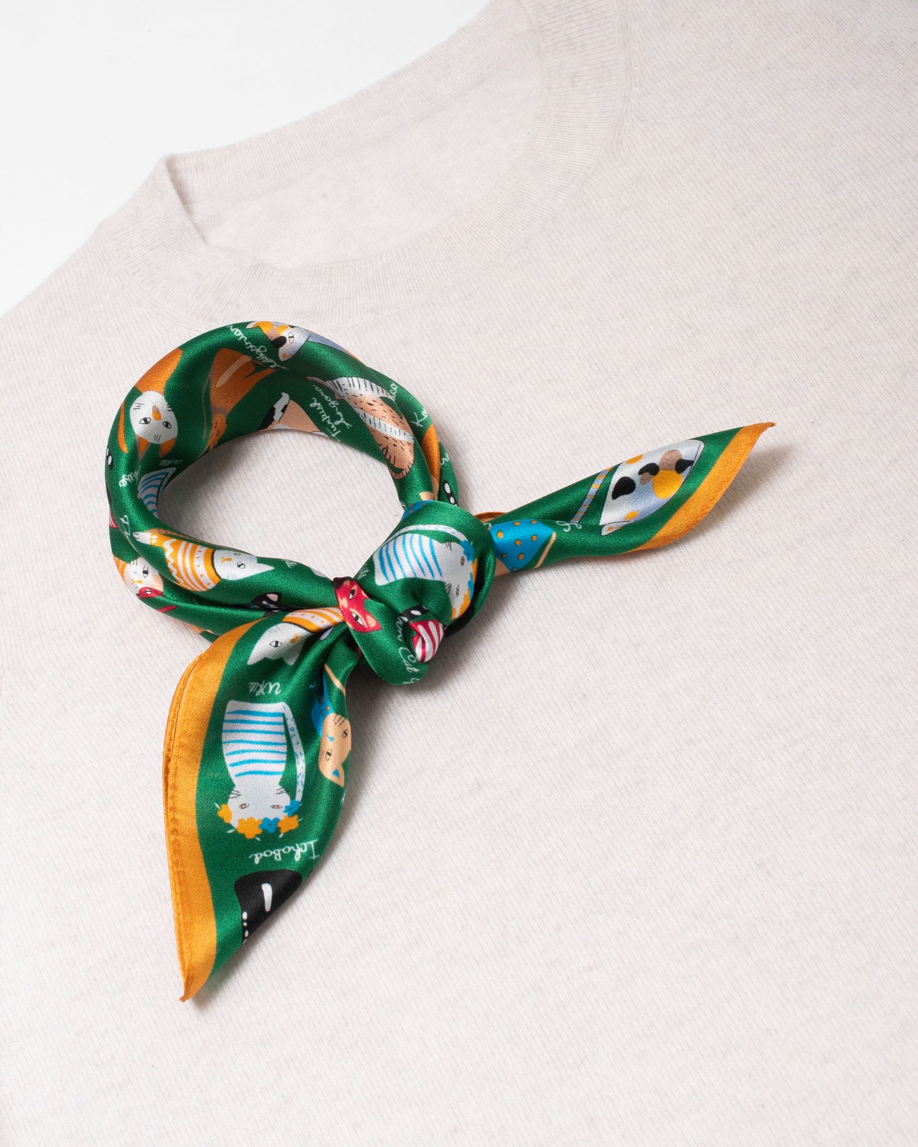 MayTree Seidentuch quadratisch Katzen grün, (Stück), 100% Seide günstig online kaufen