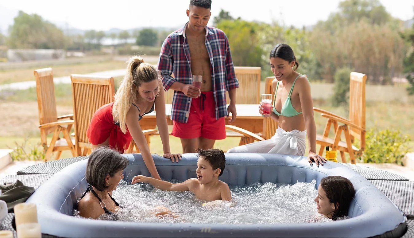 mSpa Whirlpool »mSpa COMFORT Bubble Spa Series Whirlpool 4 Personen Outdoor  Pool 158x158 cm« online kaufen | OTTO