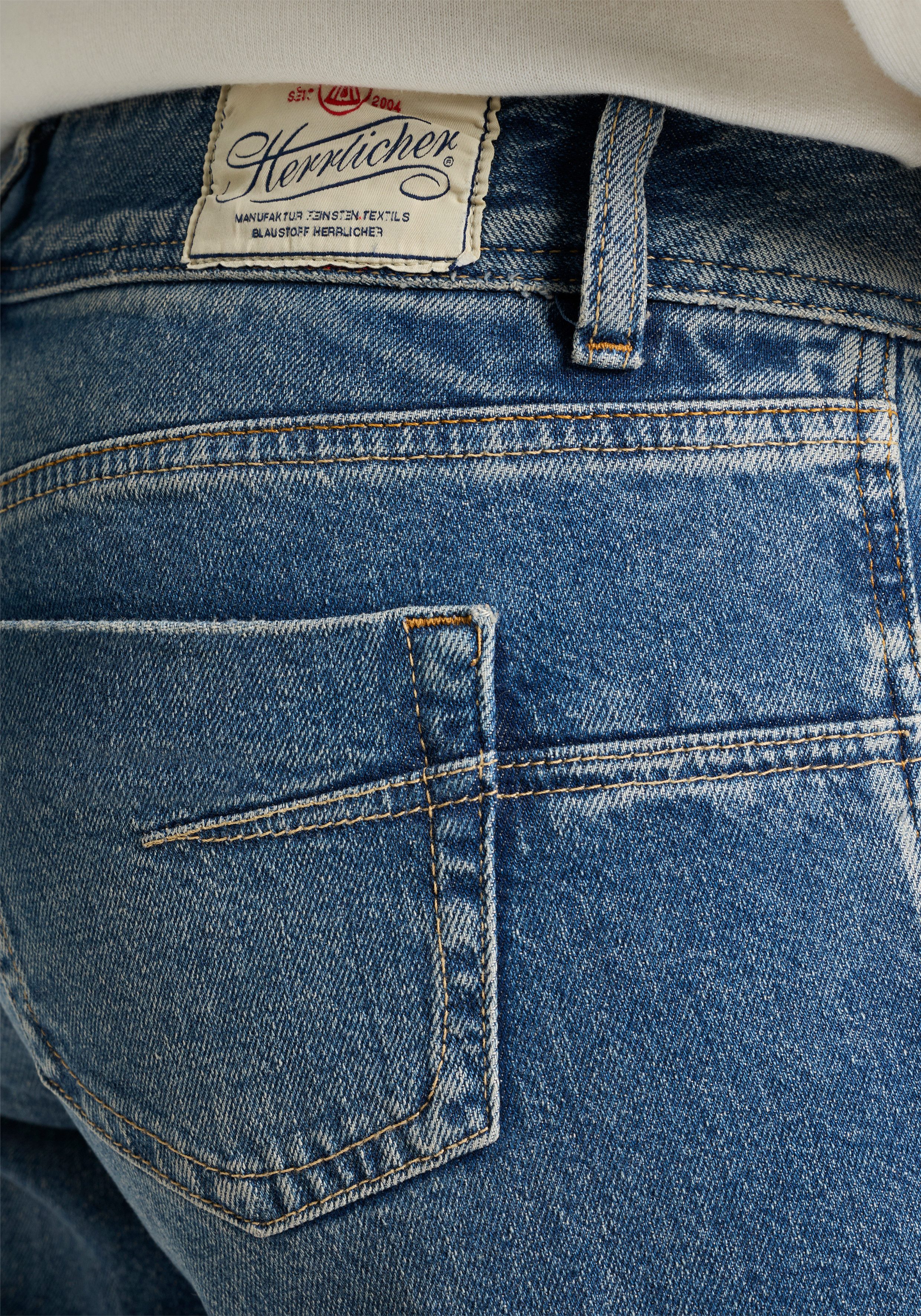 Herrlicher 5-Pocket-Jeans Edna Kama Denim Flared Fit, extra Weite