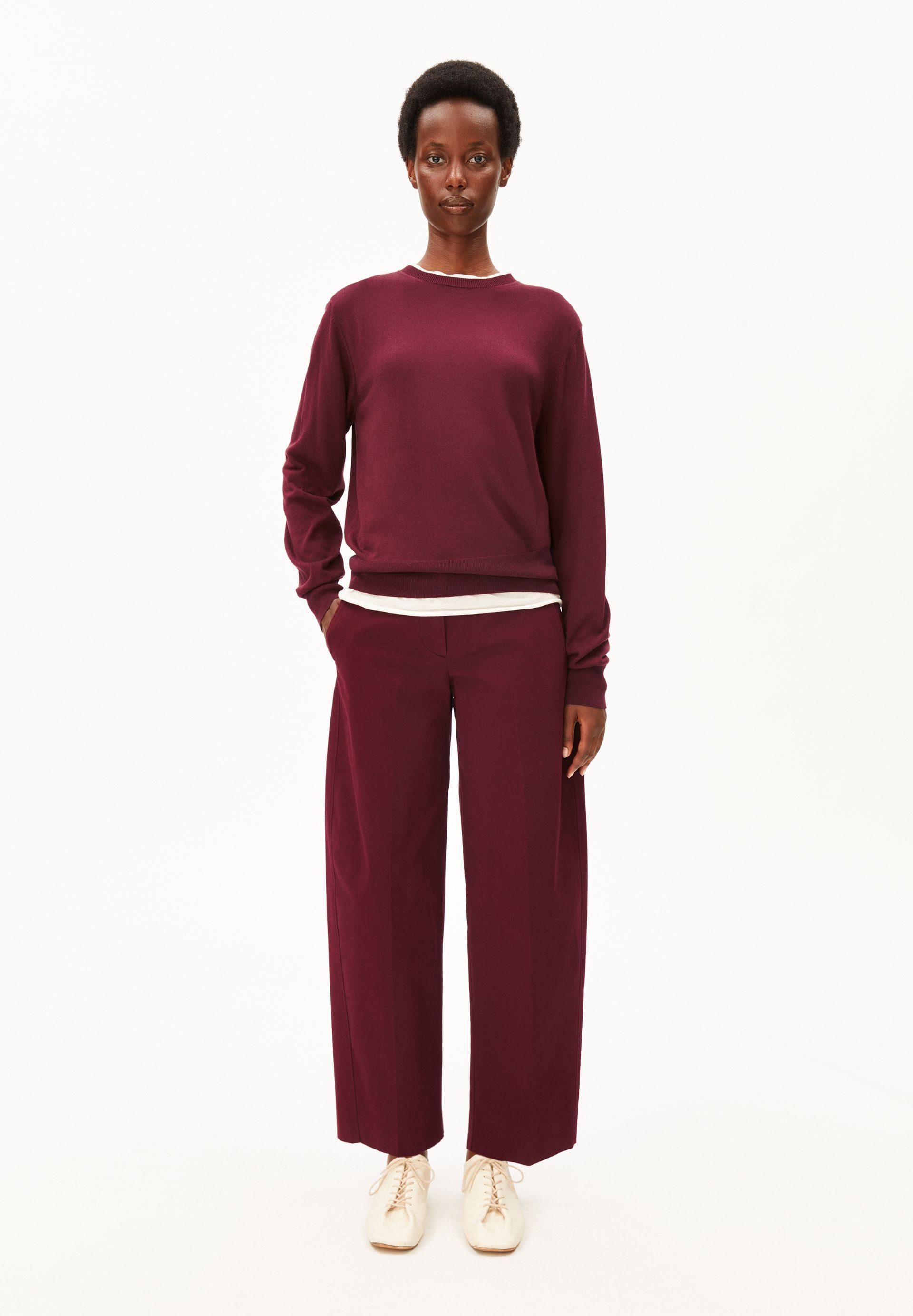 Armedangels Stoffhose BARREL TWILL Webhose aus Bio-Baumwoll Mix (Mid waist, Regular Fit)