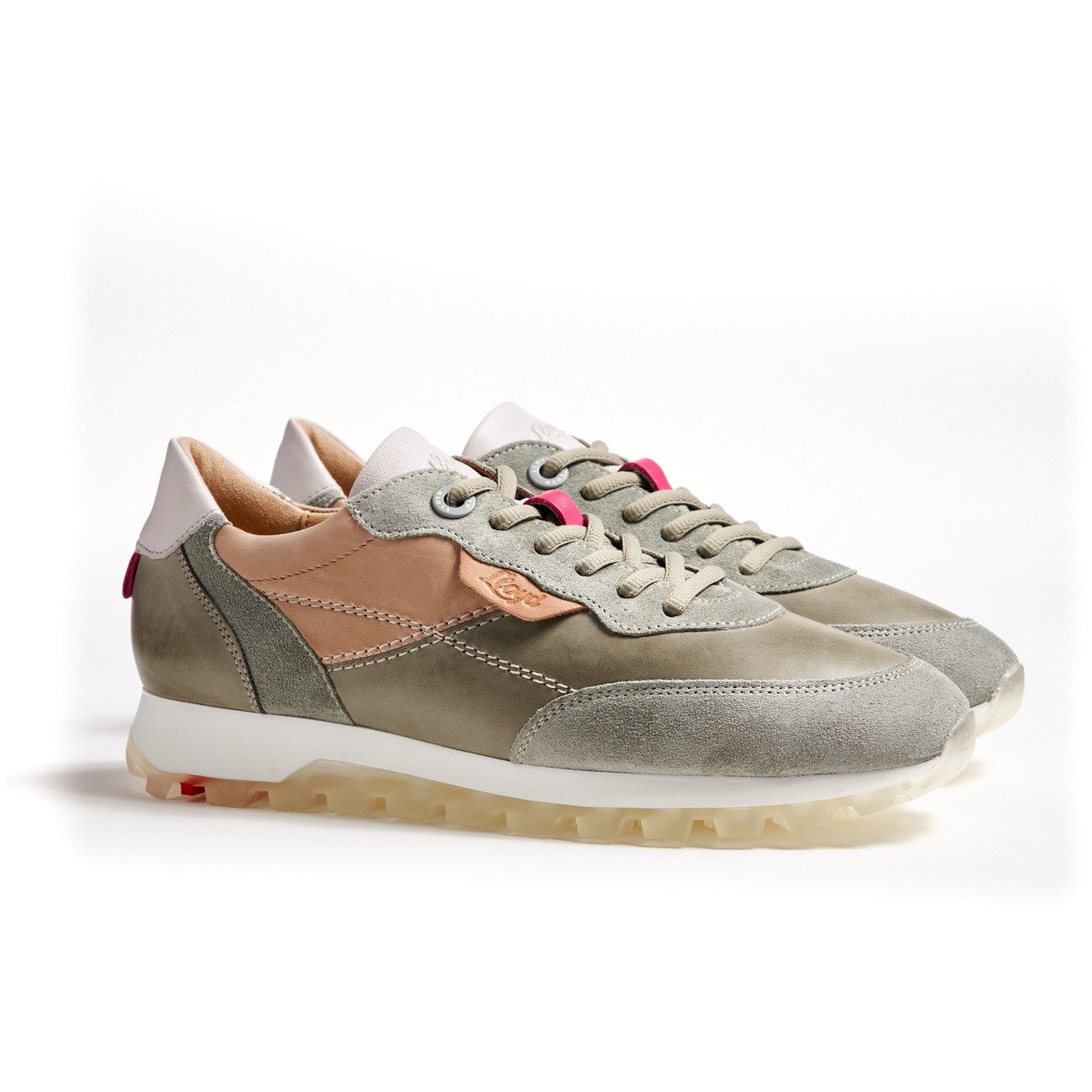 Schnürschuh