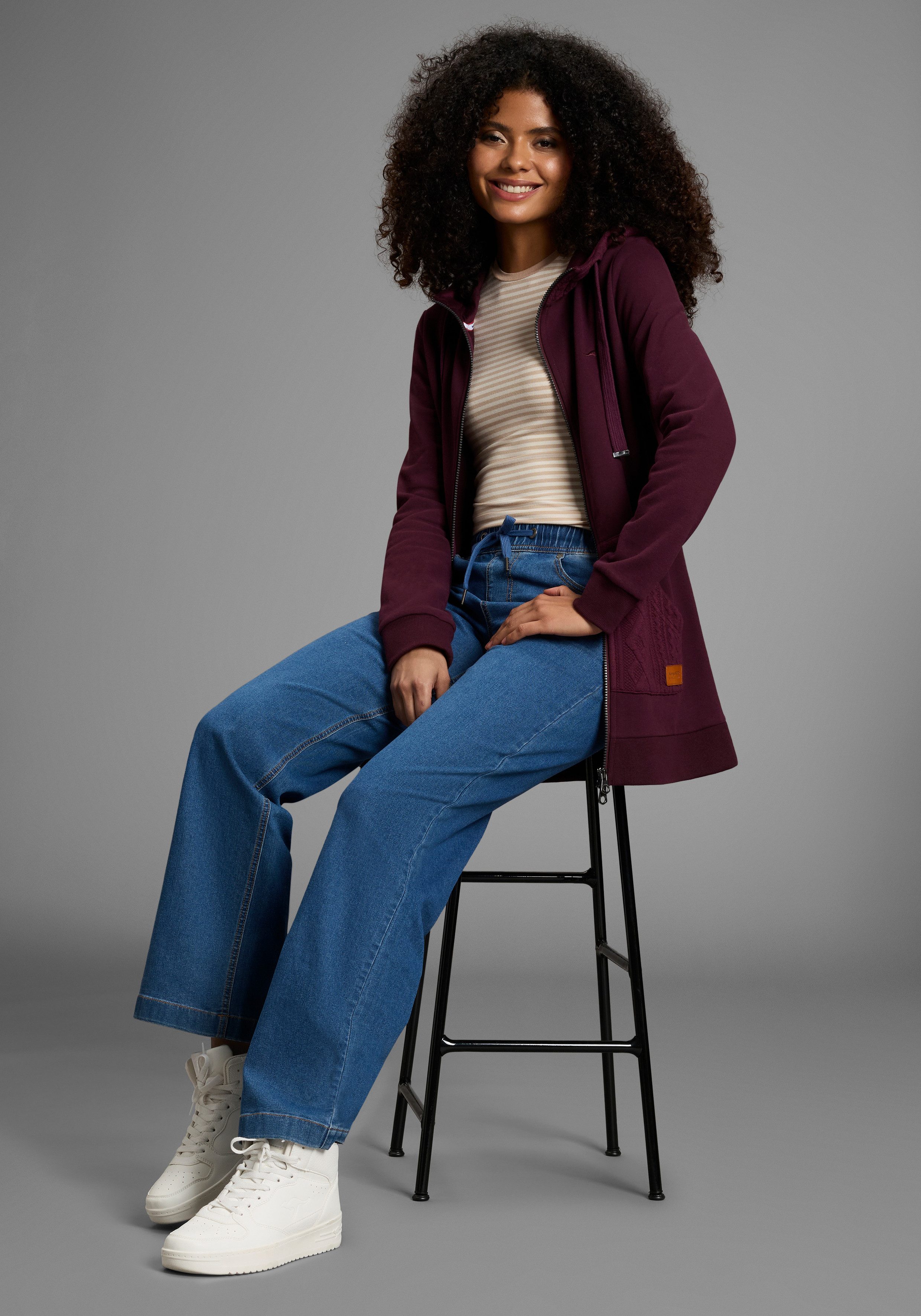 KangaROOS Kapuzensweatjacke mit Zopfmusterdetails – Bild 4 von 5