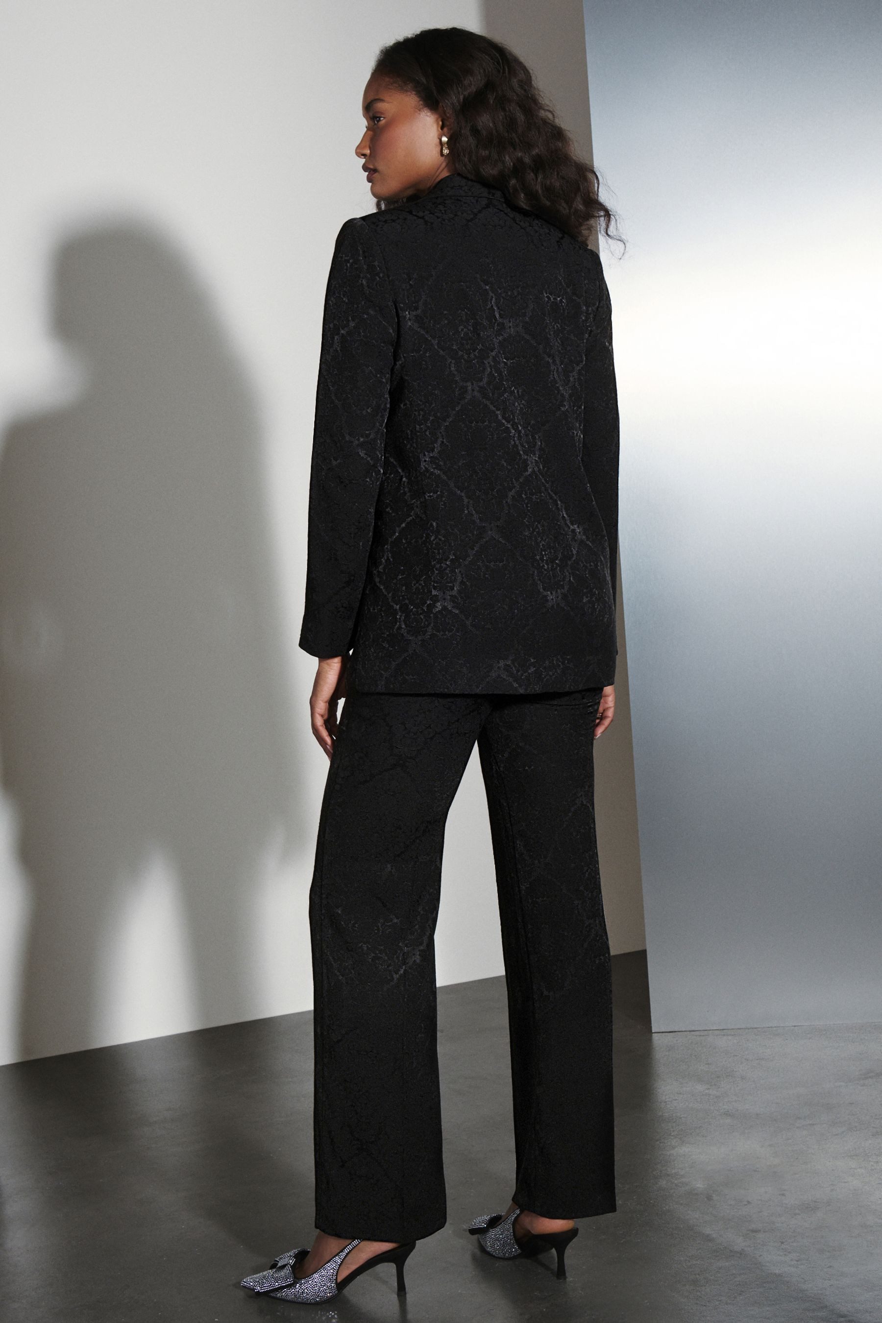 Next Anzughose Jacquard-Hose mit geradem Bein, Kurzgröße (1-tlg) günstig online kaufen