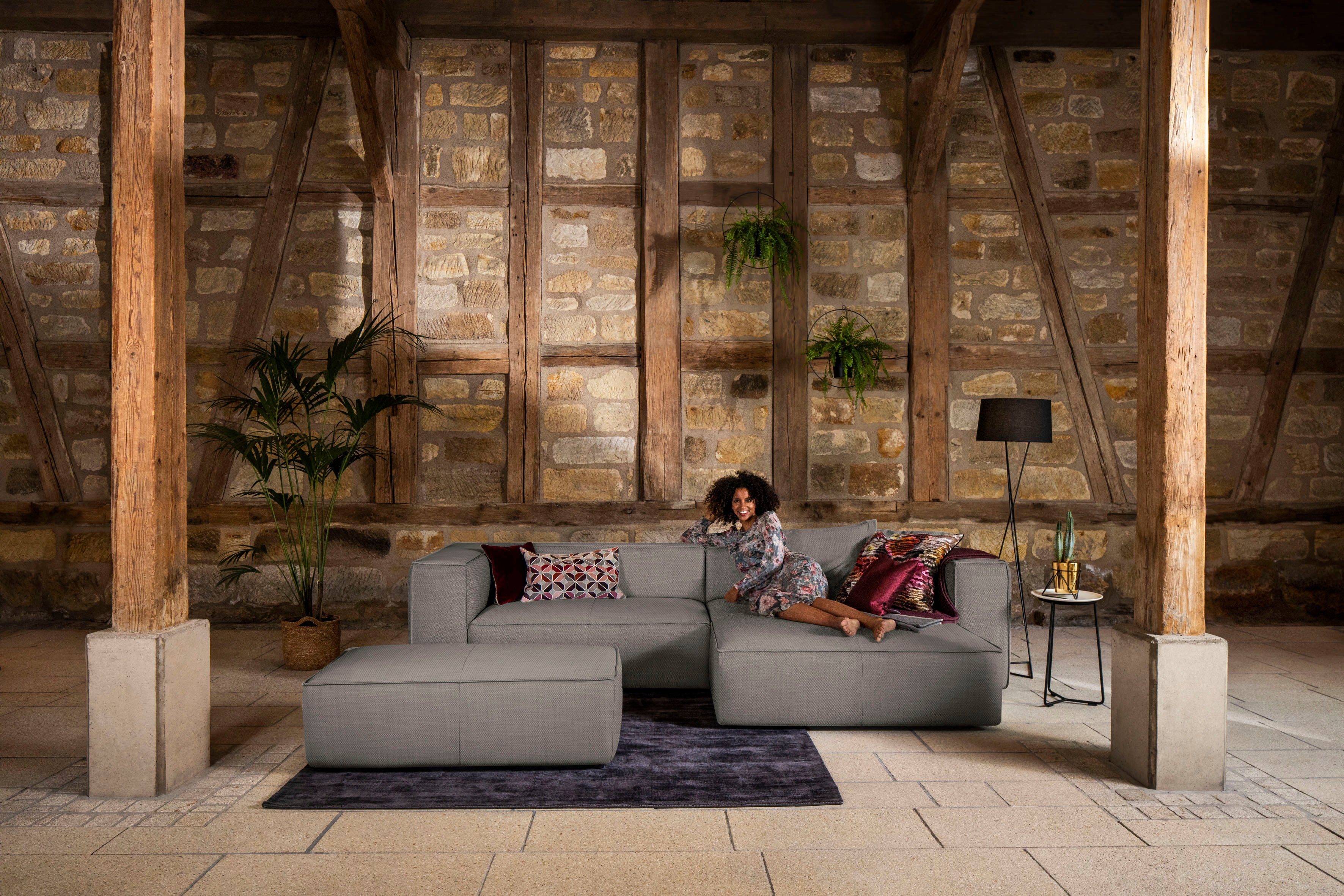 W.SCHILLIG Hocker around-the-block, mit eleganter Biese günstig online kaufen