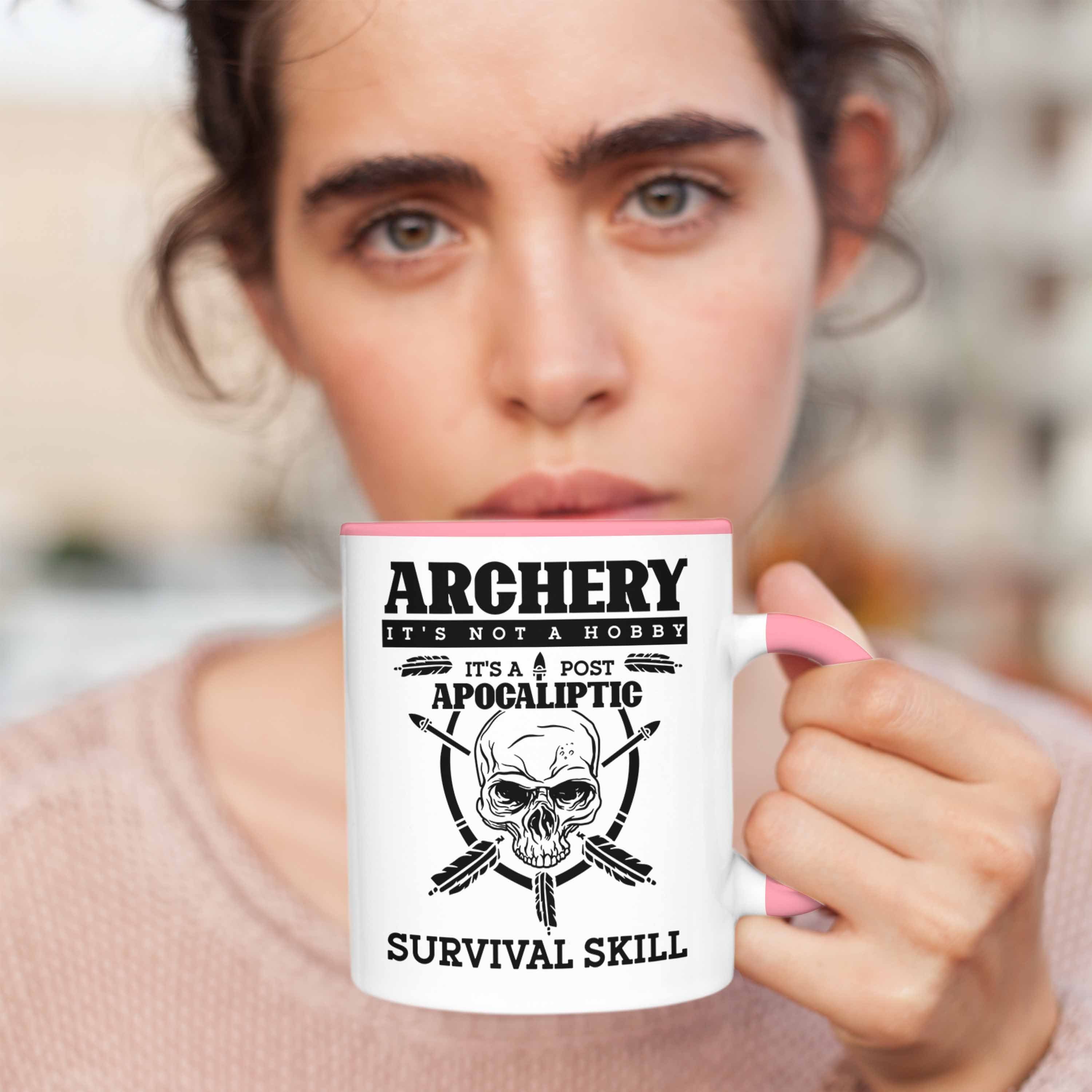 Trendation Tasse Bogenschießen Pfeil Bogenschütze Tasse Lustige Motiv Rosa und Geschenkidee