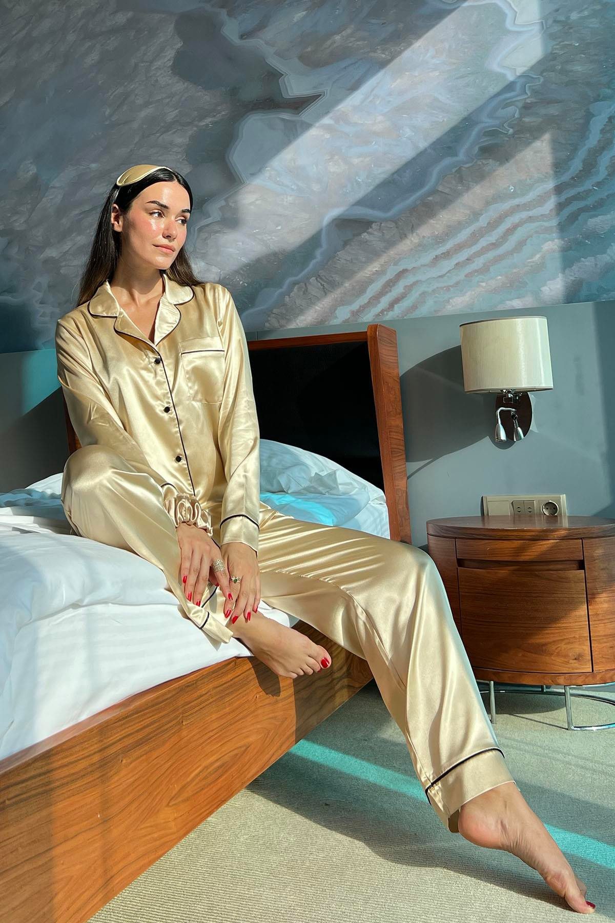 For You Moda Schlafanzug 5-teiliges Satin-Pyjama-Set mit Bustier und Spitze günstig online kaufen