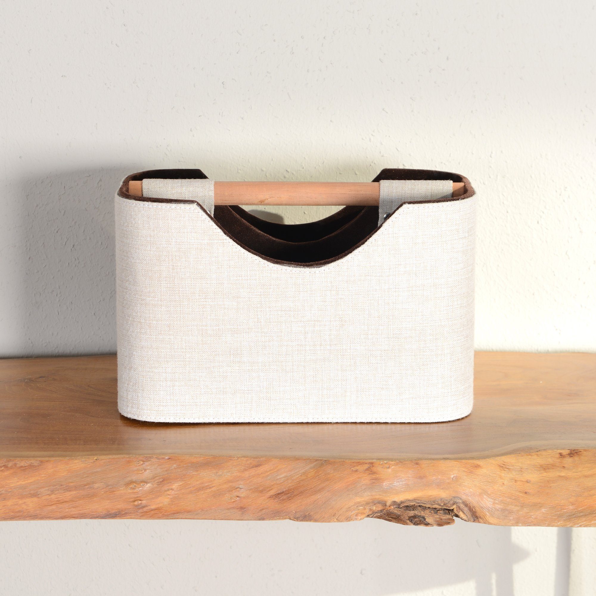 wohnfreuden Aufbewahrungsbox Zeitungsständer aus Stoff mit Teakholz 30 cm