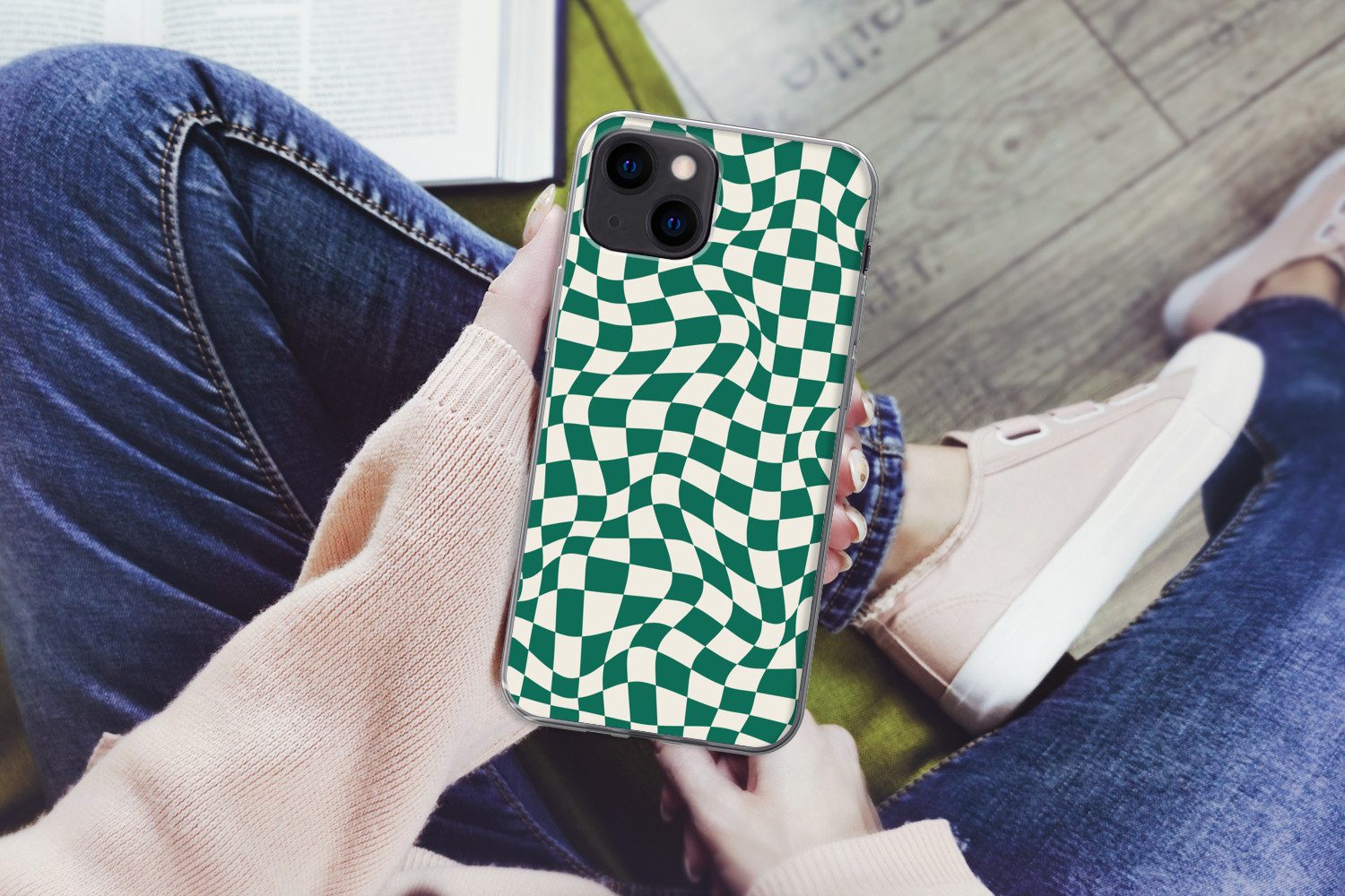 MuchoWow Handyhülle für Apple iPhone 13 Gewellte Boxen - Grün - Weiß - Abstrakt, Smartphone-Bumper, Print, Handy Schutzhülle Dünn