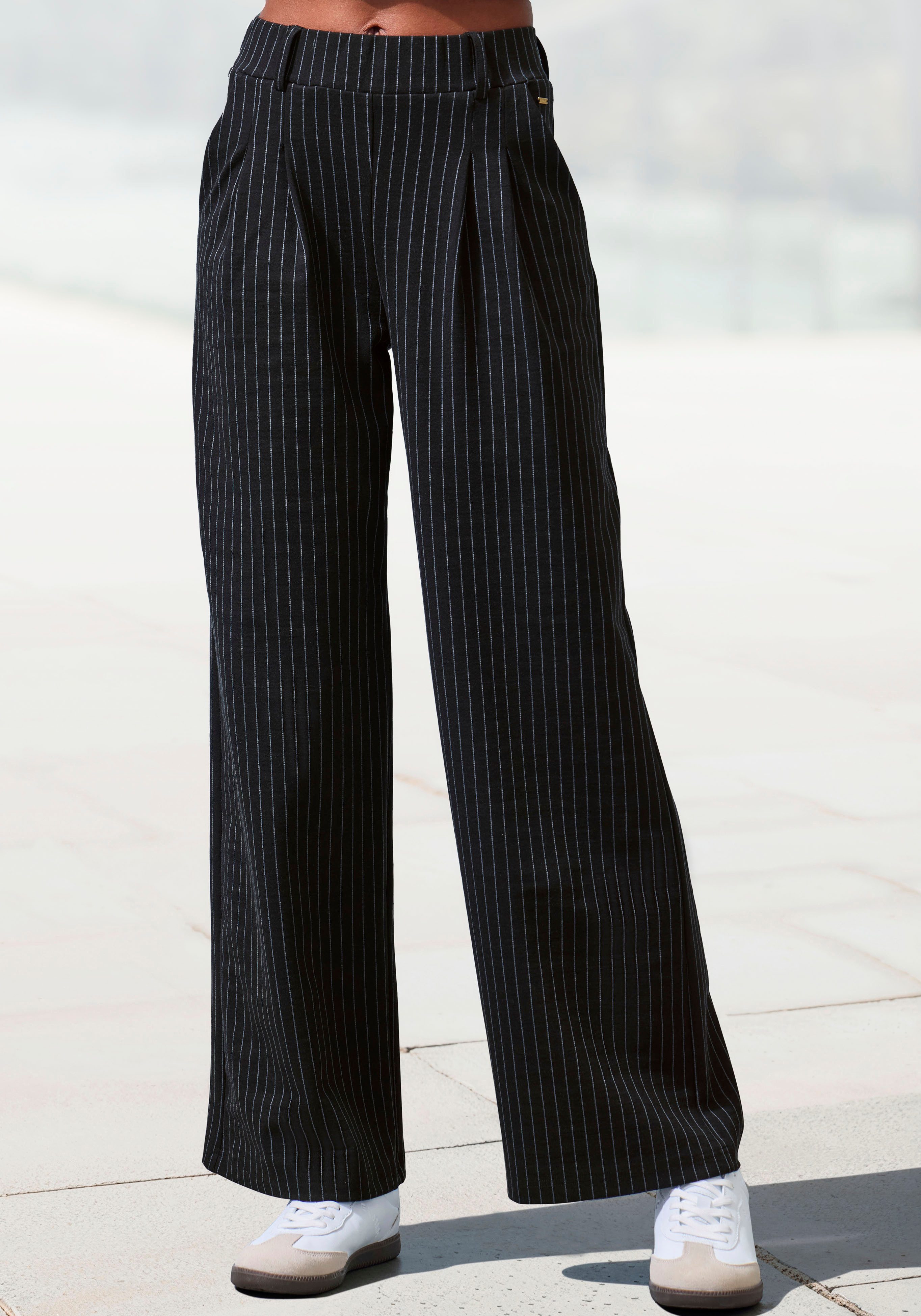 LASCANA Schlupfhose extra Weit mit Bundfalten mit Jacquard Strickmuster oder uni schwarz