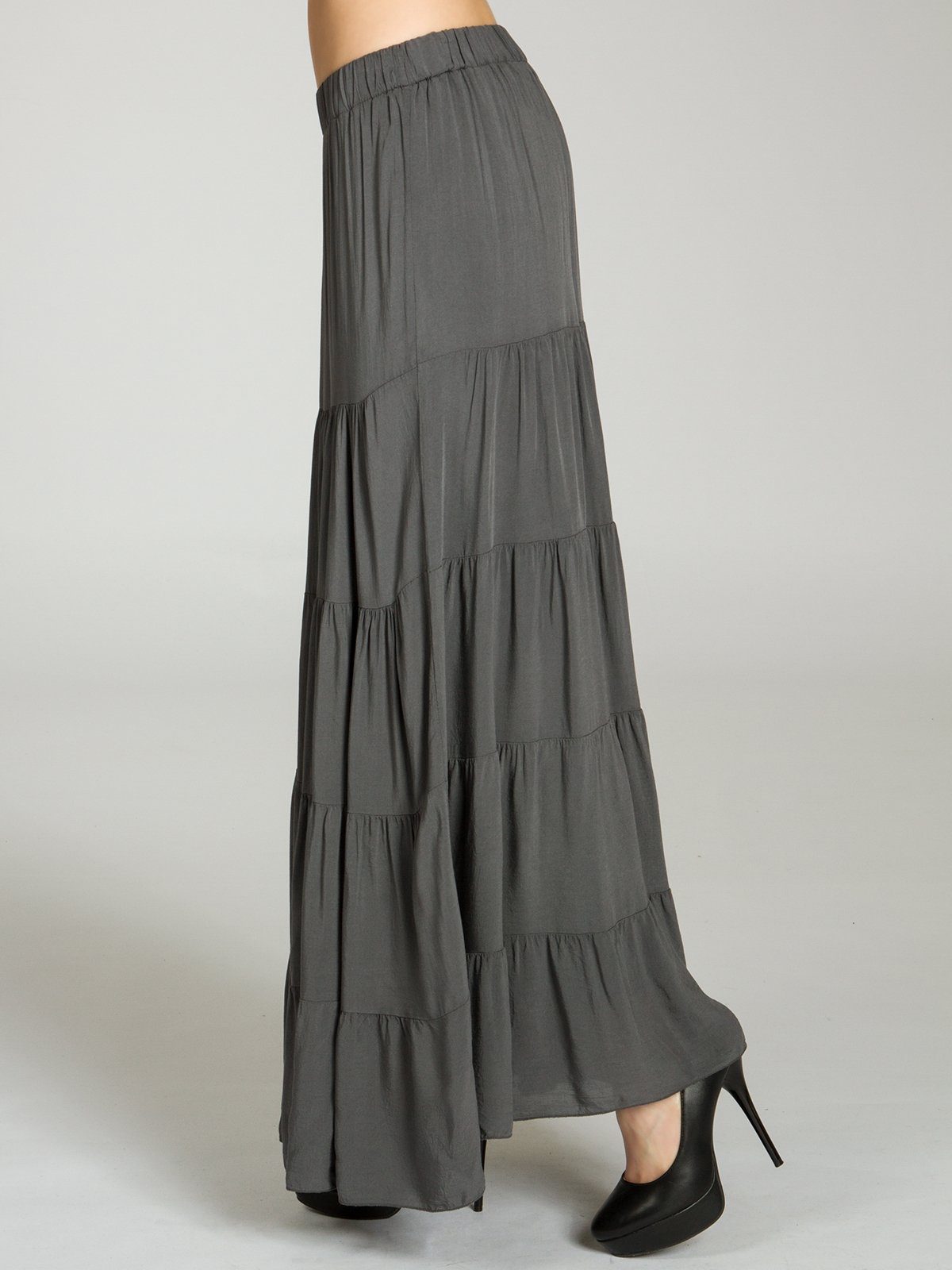 Caspar Faltenrock RO020 langer eleganter Damen Maxi Sommer Rock Maxirock - bodenlang bei ca. 157 cm Körpergröße