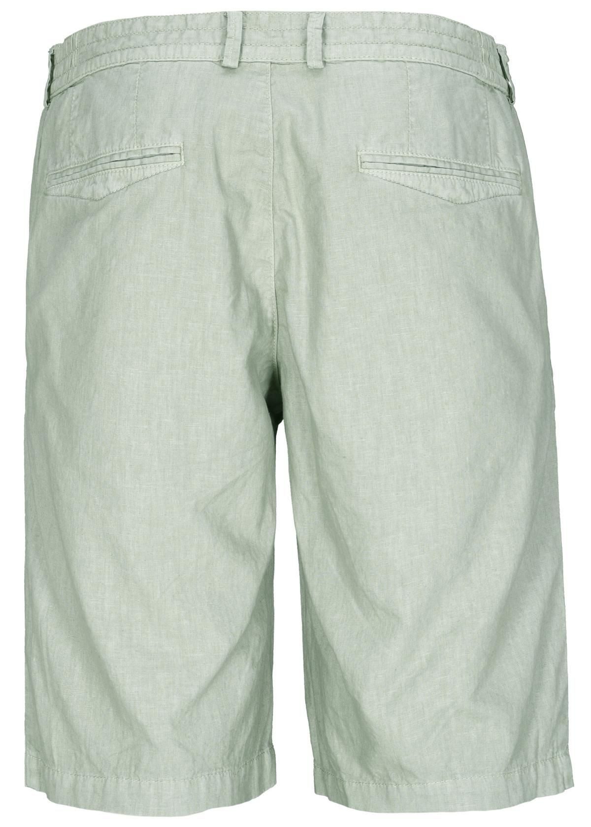 COMMANDER Bermudas