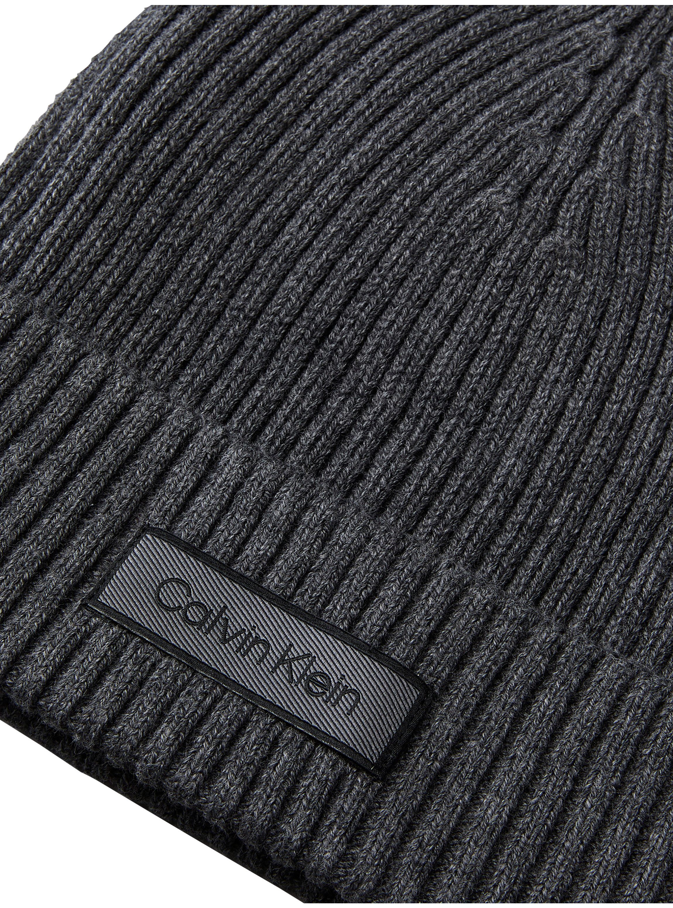 Calvin Klein Strickmütze PATCH CHUNKY RIB COTTON BEANIE mit Markenlogo