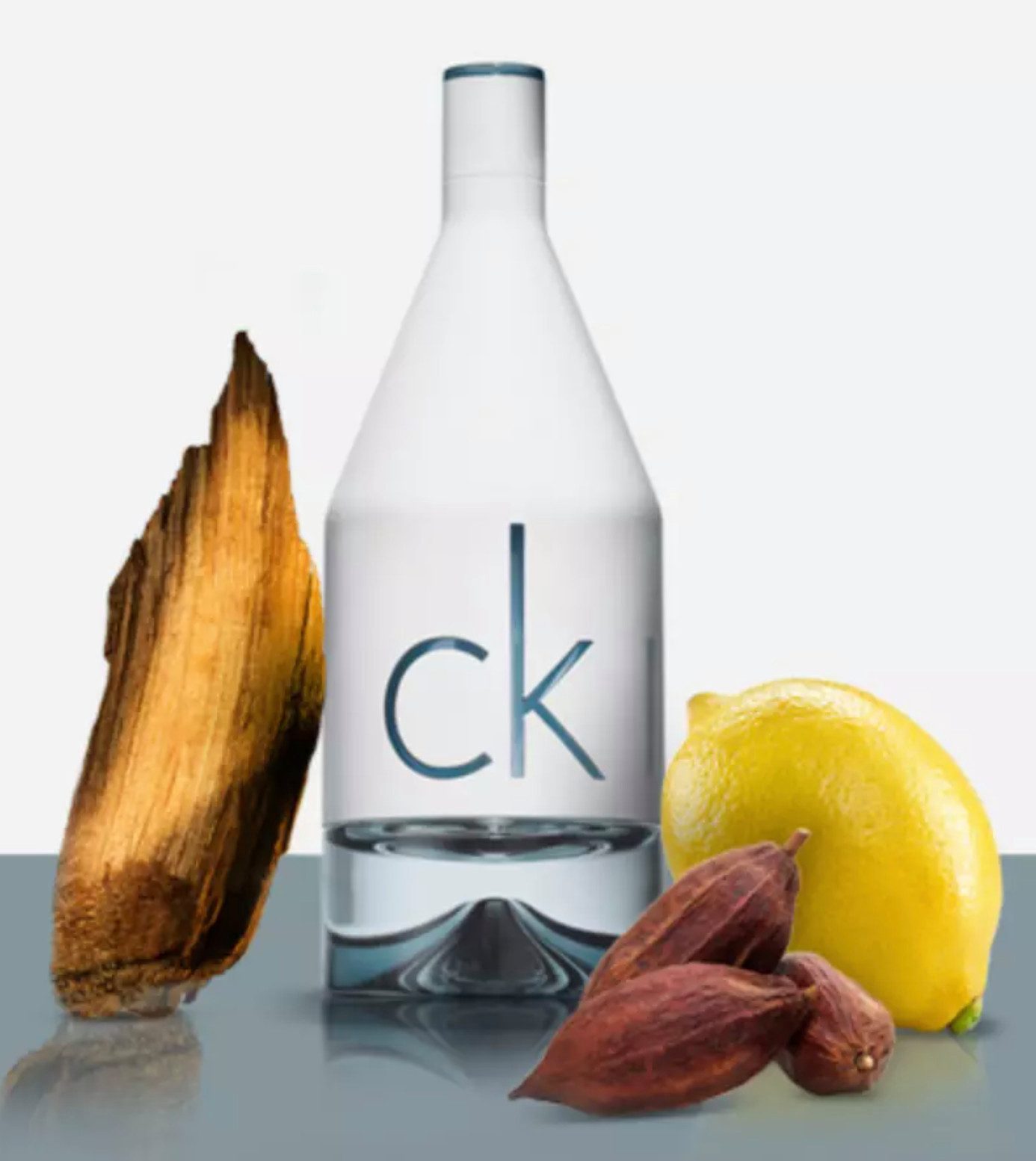 Klein Eau de Toilette Calvin Klein Ck in2u Men Duft Ovp 100ML, Eine trendige und minimalistische Ästhetik