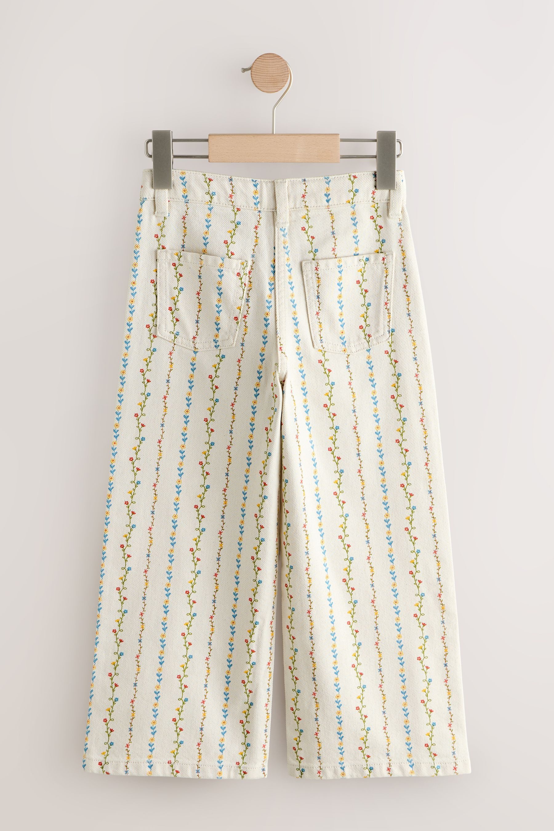 Next 5-Pocket-Jeans Jeans mit Blumendruck (1-tlg)