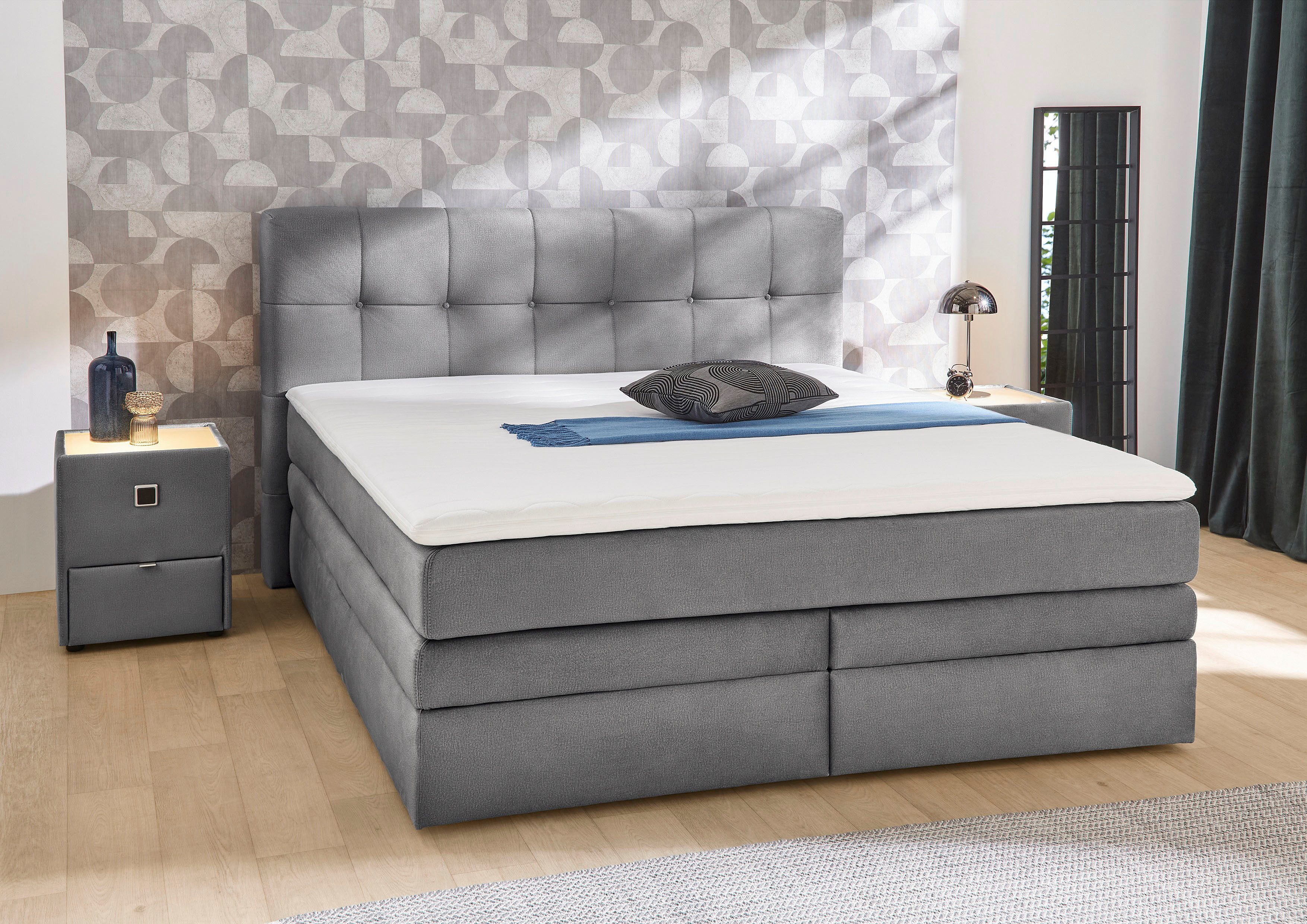 Jockenhöfer Gruppe Boxspringbett AMY in Samt, erhältlich in der Breite 180cm, mit Bettkasten und Kaltschaum-Topper