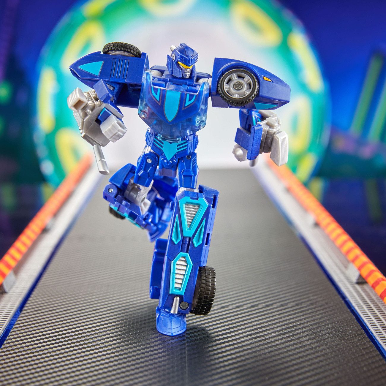 Hasbro Actionfigur Hot Wheels x Transformers Actionfigur Twin Mill 12 cm