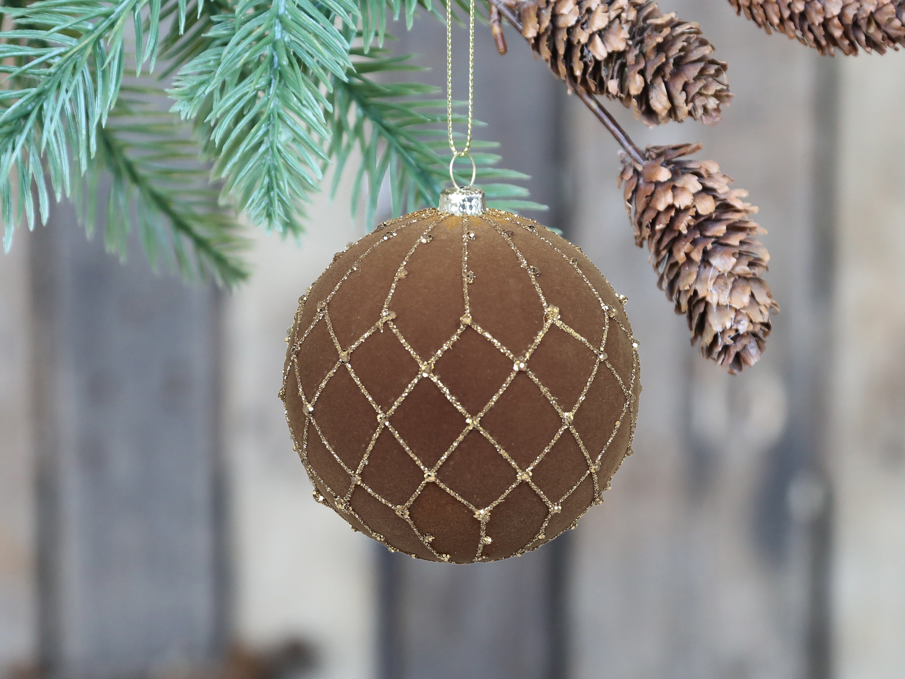 Chic Antique Christbaumschmuck Weihnachtsschmuck Weihnachtskugel Velour Karamell 8cm Chic Antique
