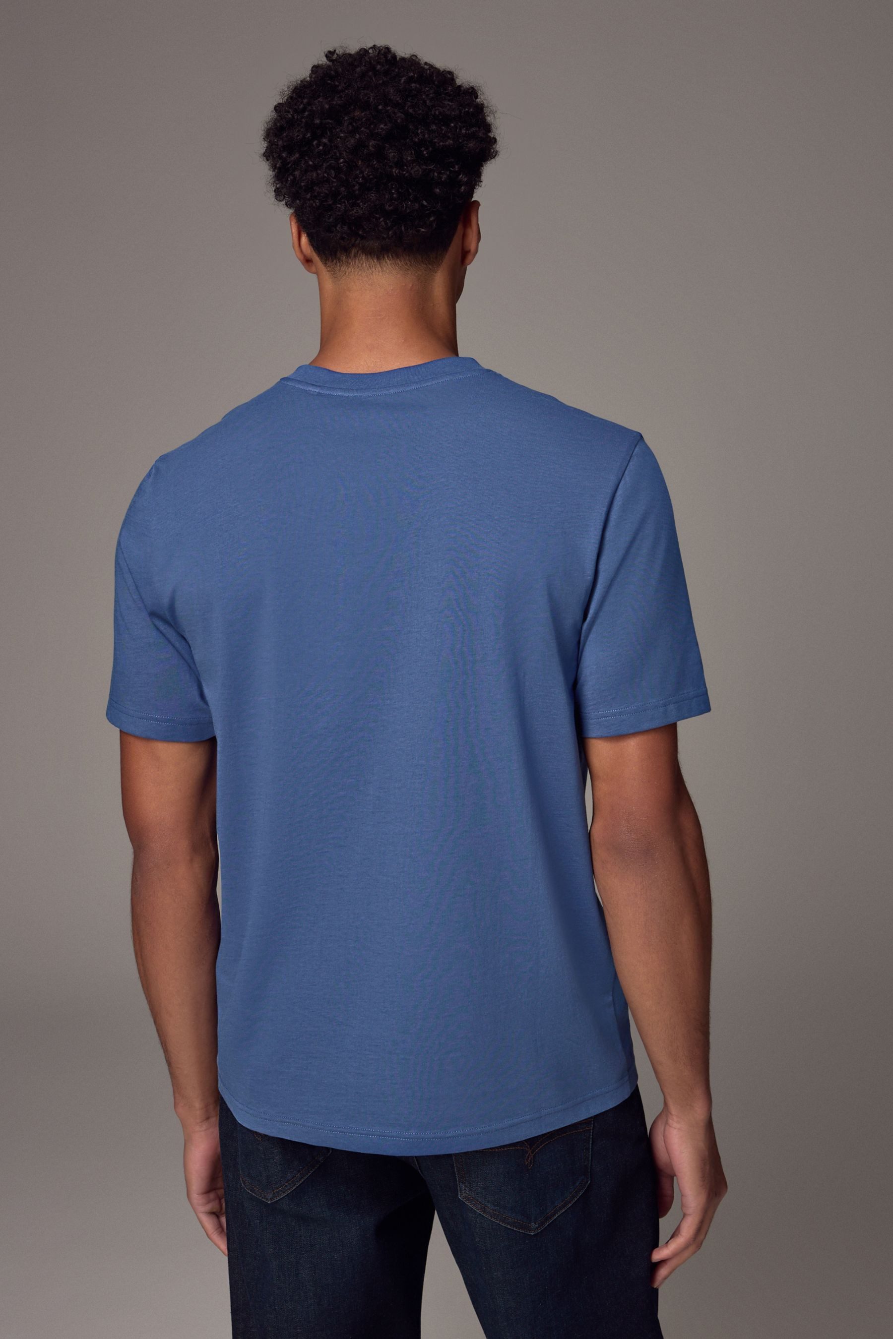 Next T-Shirt Essential T-Shirt mit V-Ausschnitt günstig online kaufen