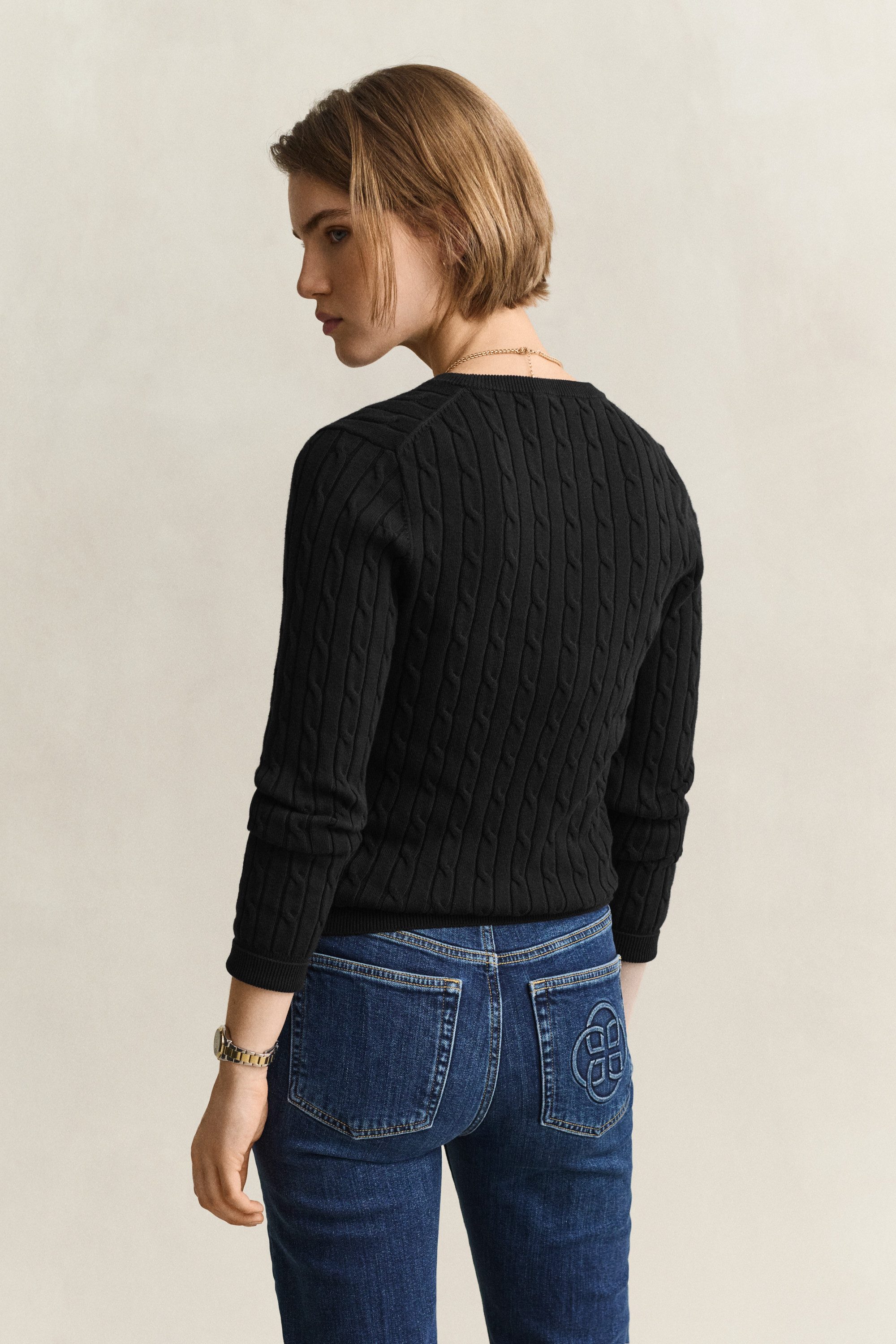 Gant Strickpullover STRETCH COTTON CABLE C-NECK mit Logostickerei auf der Brust
