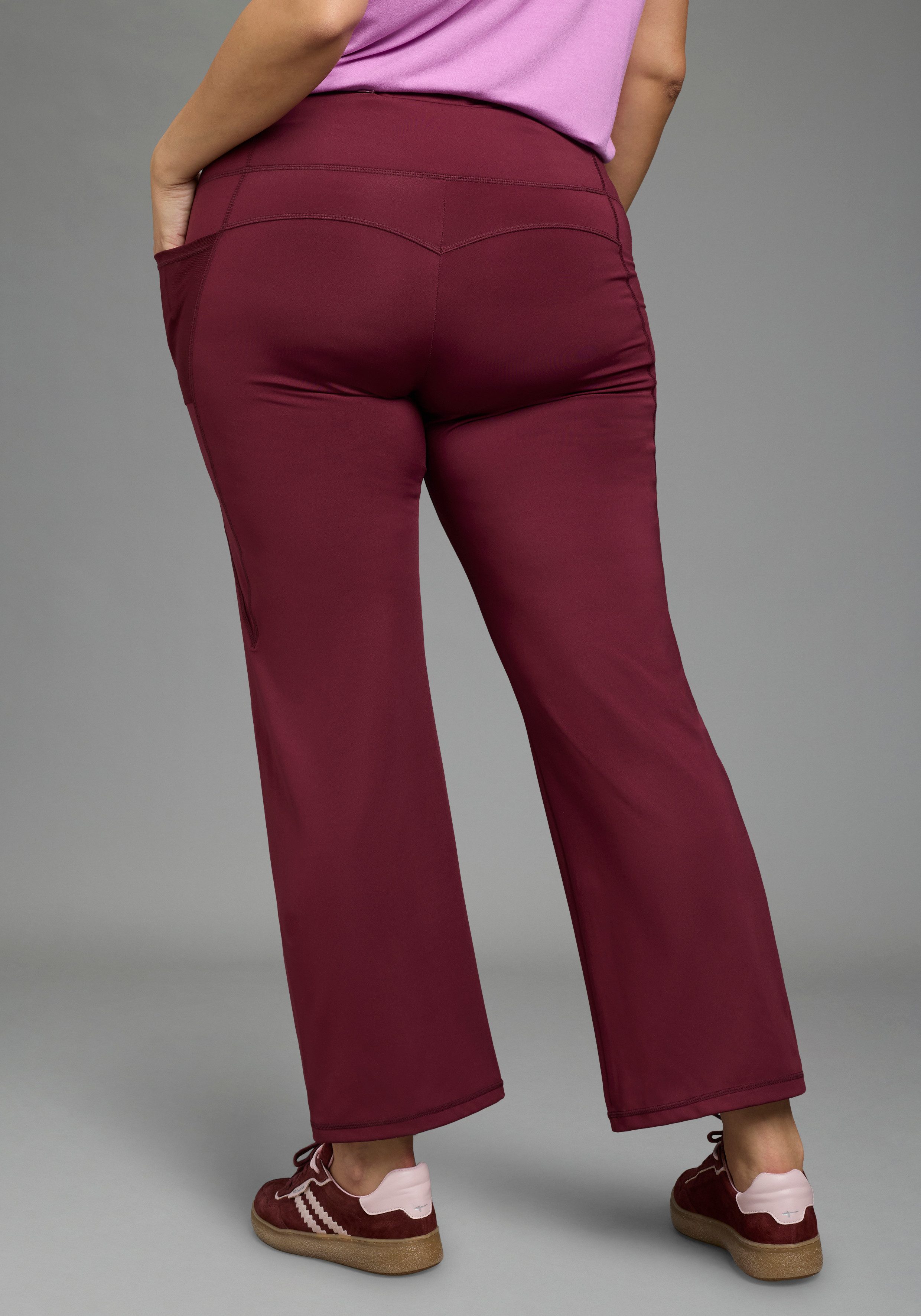 Laura Scott CURVE Schlupfhose Große Größen aus formstabilem, elastischem Stoff mit weitem Bein. € 54,99, (€ 54,99 pro 1 Stk).