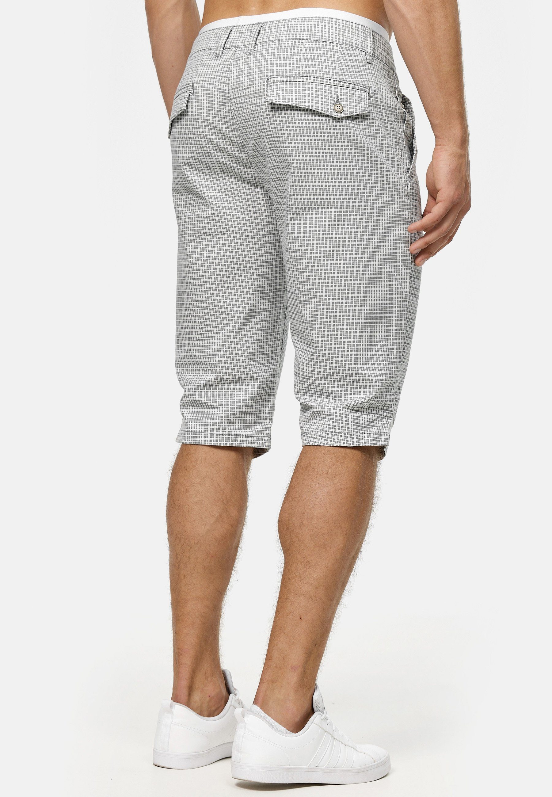 Indicode Chinoshorts Herren Whitney Chino Shorts Herrenshorts aus 100 % Baumwolle, inkl. Gürtel