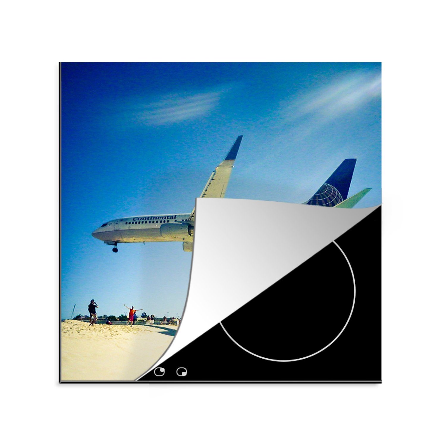 MuchoWow Herdblende-/Abdeckplatte Flugzeuge über Sint-Maarten, Vinyl, (1 tlg), 78x78 cm, Ceranfeldabdeckung, Arbeitsplatte für küche