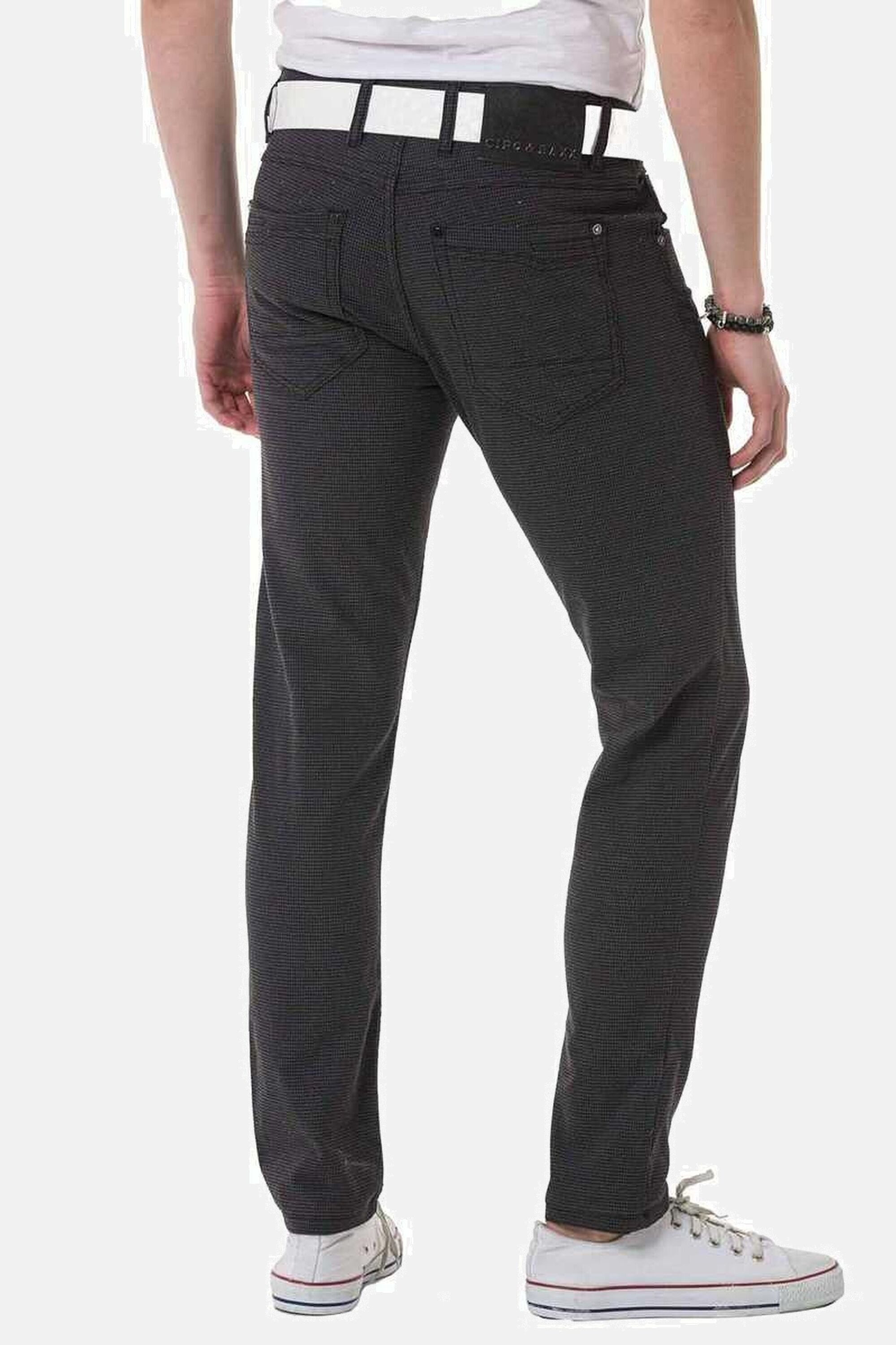 Cipo & Baxx Stoffhose Hose mit dezentem Karomuster, CD724