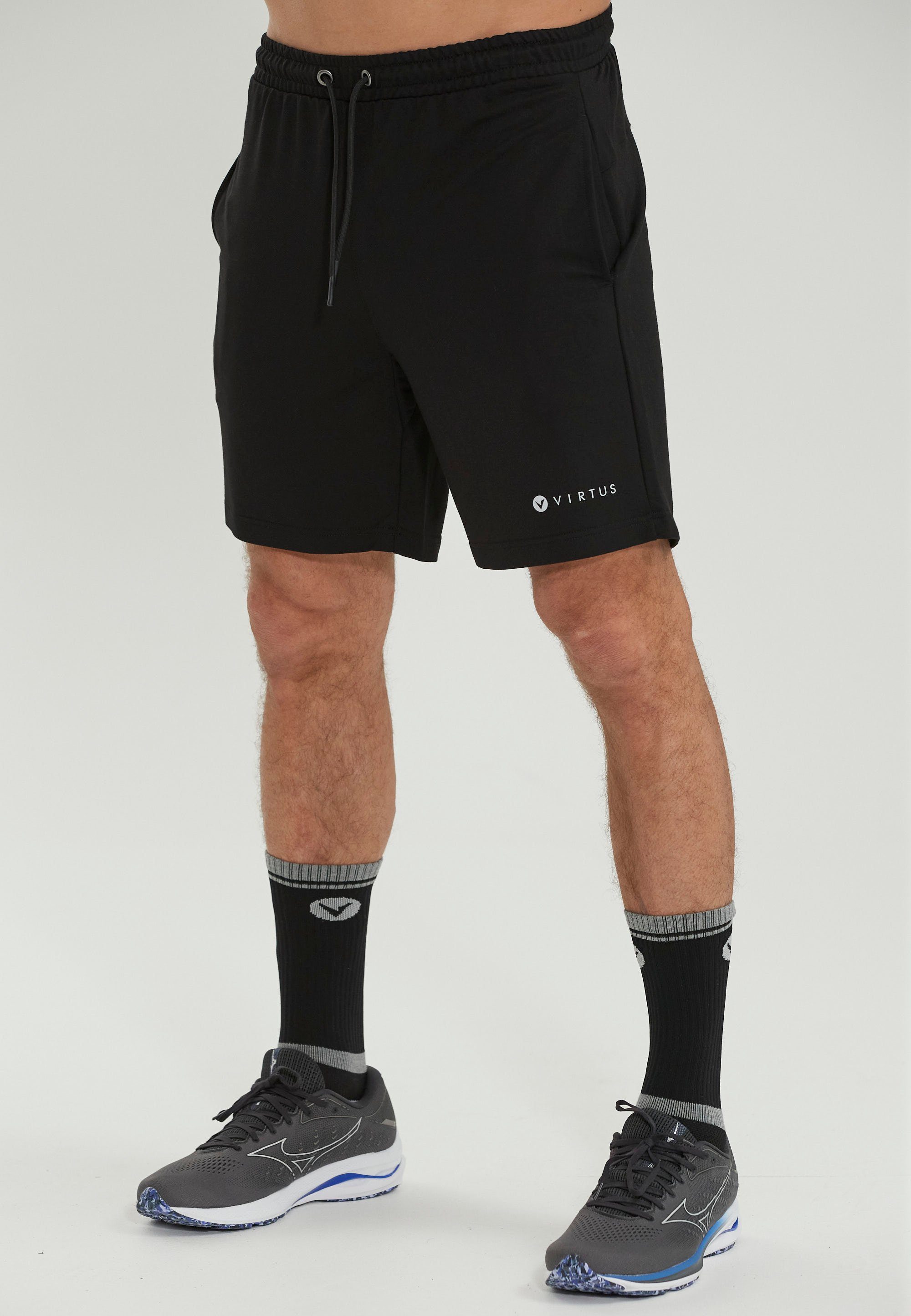 Virtus Shorts Patrick V2 mit verstellbarem Tunnelzug schwarz | 