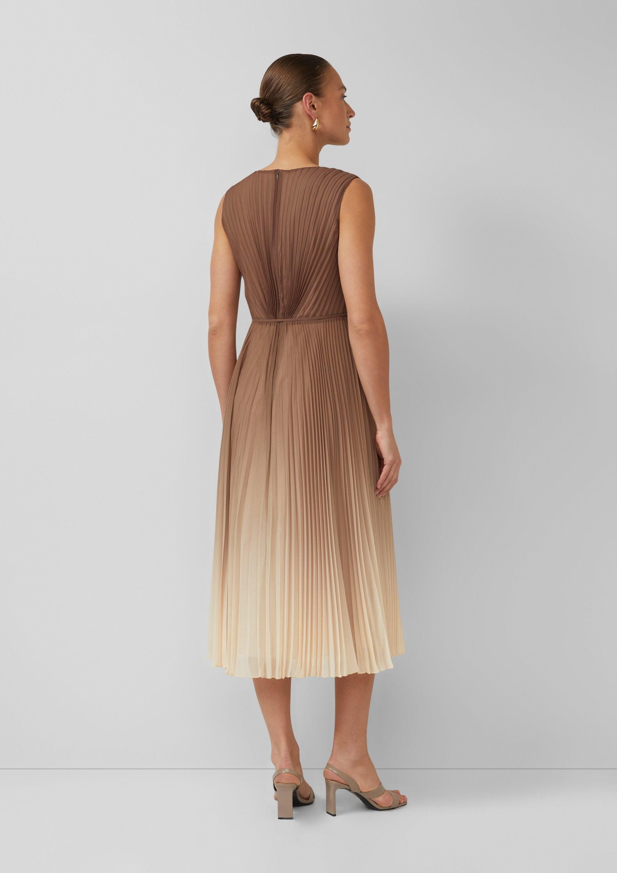 s.Oliver Midikleid Kleid Ärmelloses Midikleid mit Plissee und Gürtel