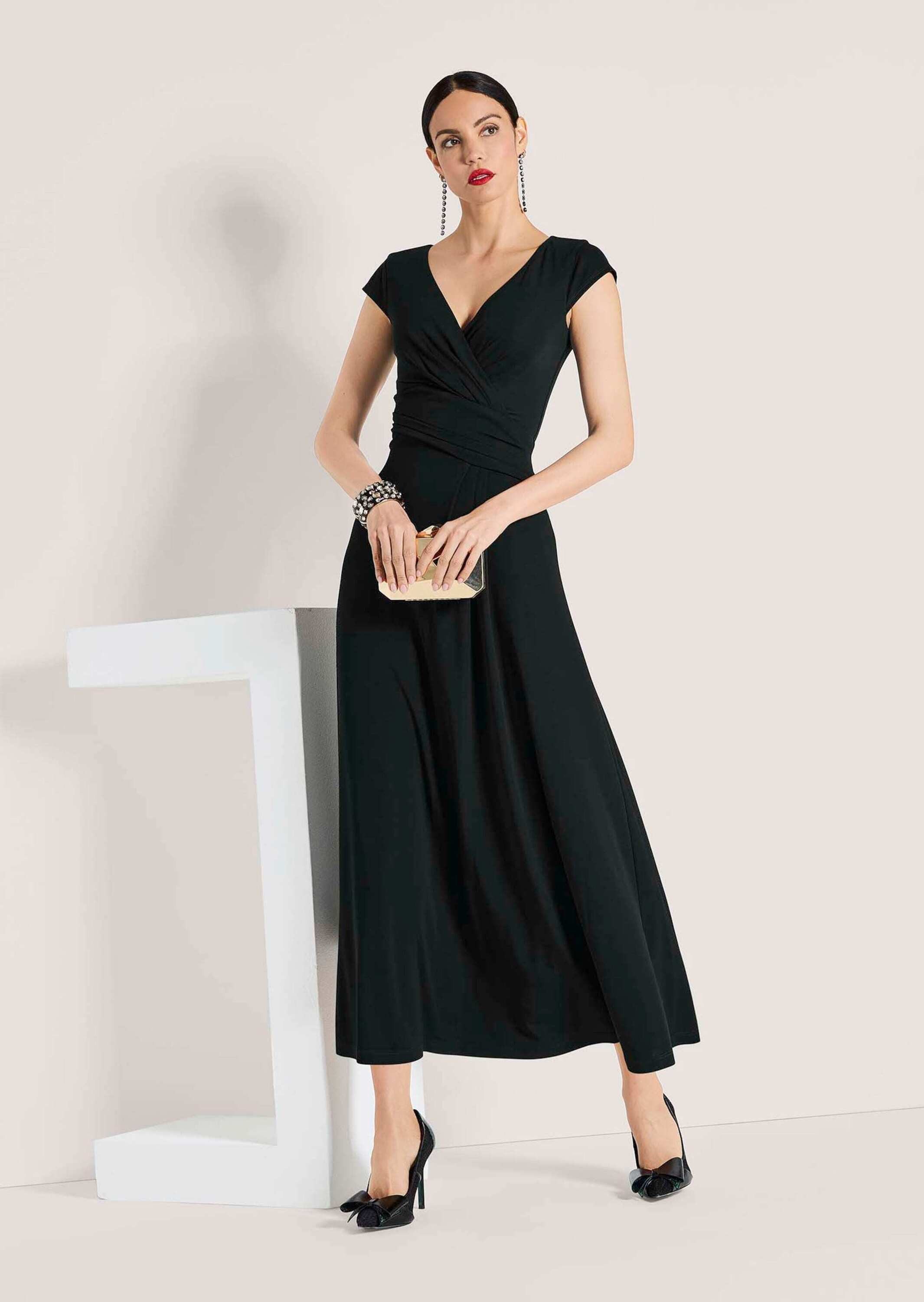 MADELEINE Maxikleid Maxikleid in Wickeloptik Viskosekleid mit V-Ausschnitt, Knöchellänge und Kurzarm