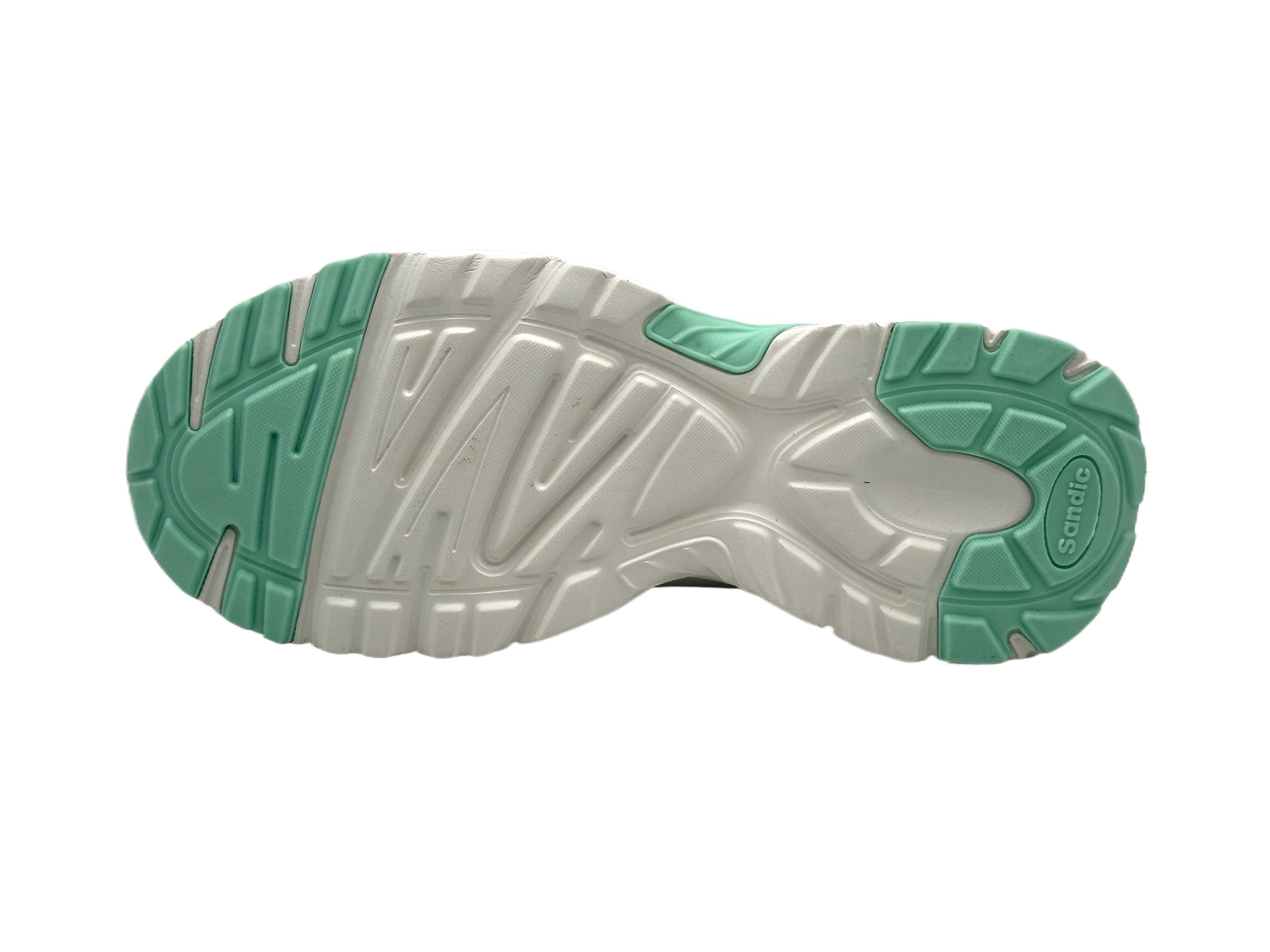 Nowaland Sportliche Sneaker mit wasserabweisendem Obermaterial Sneaker Wasserabweisend, atmungsaktiv, rutschfeste Sohle, gepolstert