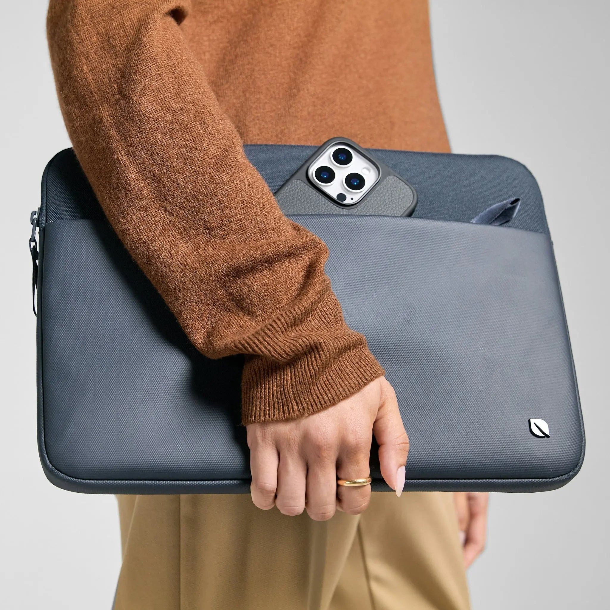 INCASE Taschenorganizer