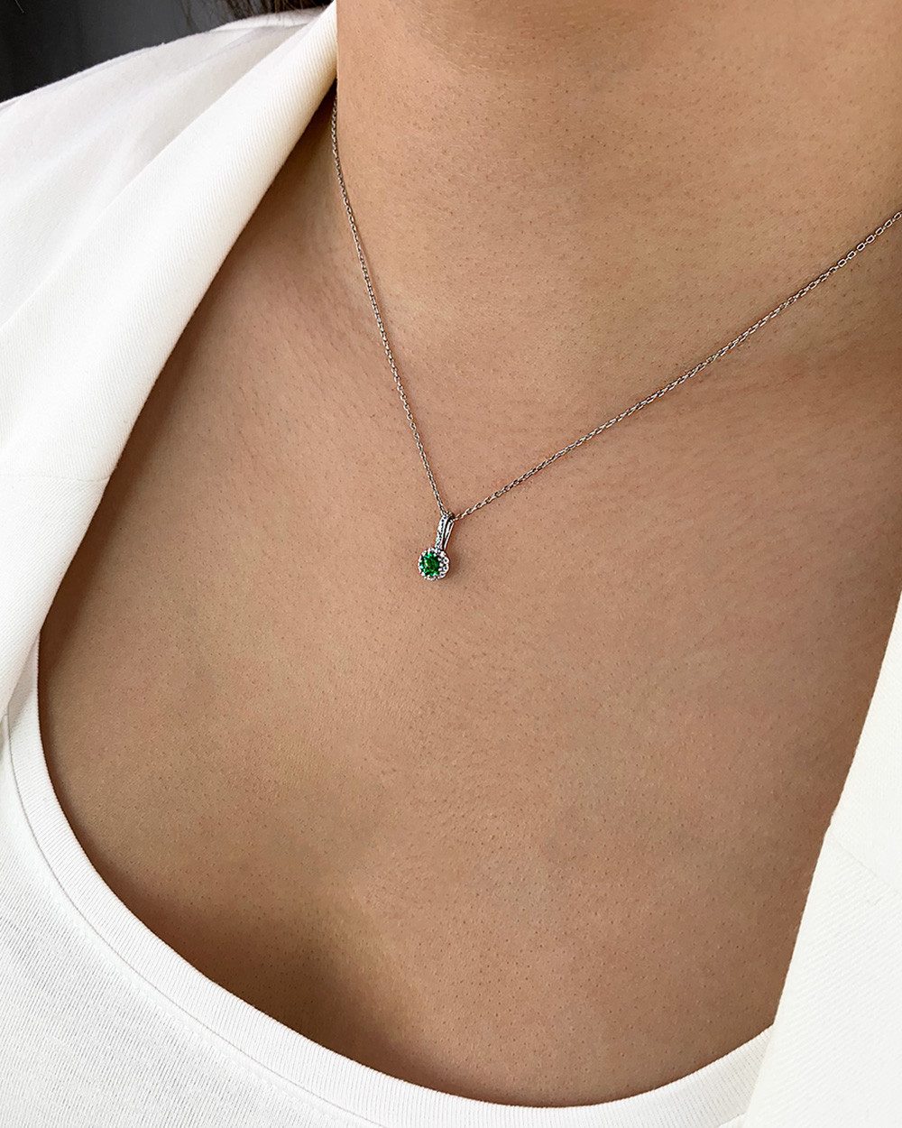 Kette mit Anhänger 'Danielle' Damen Halskette 925 Silber mit Kristall Anhänger grün