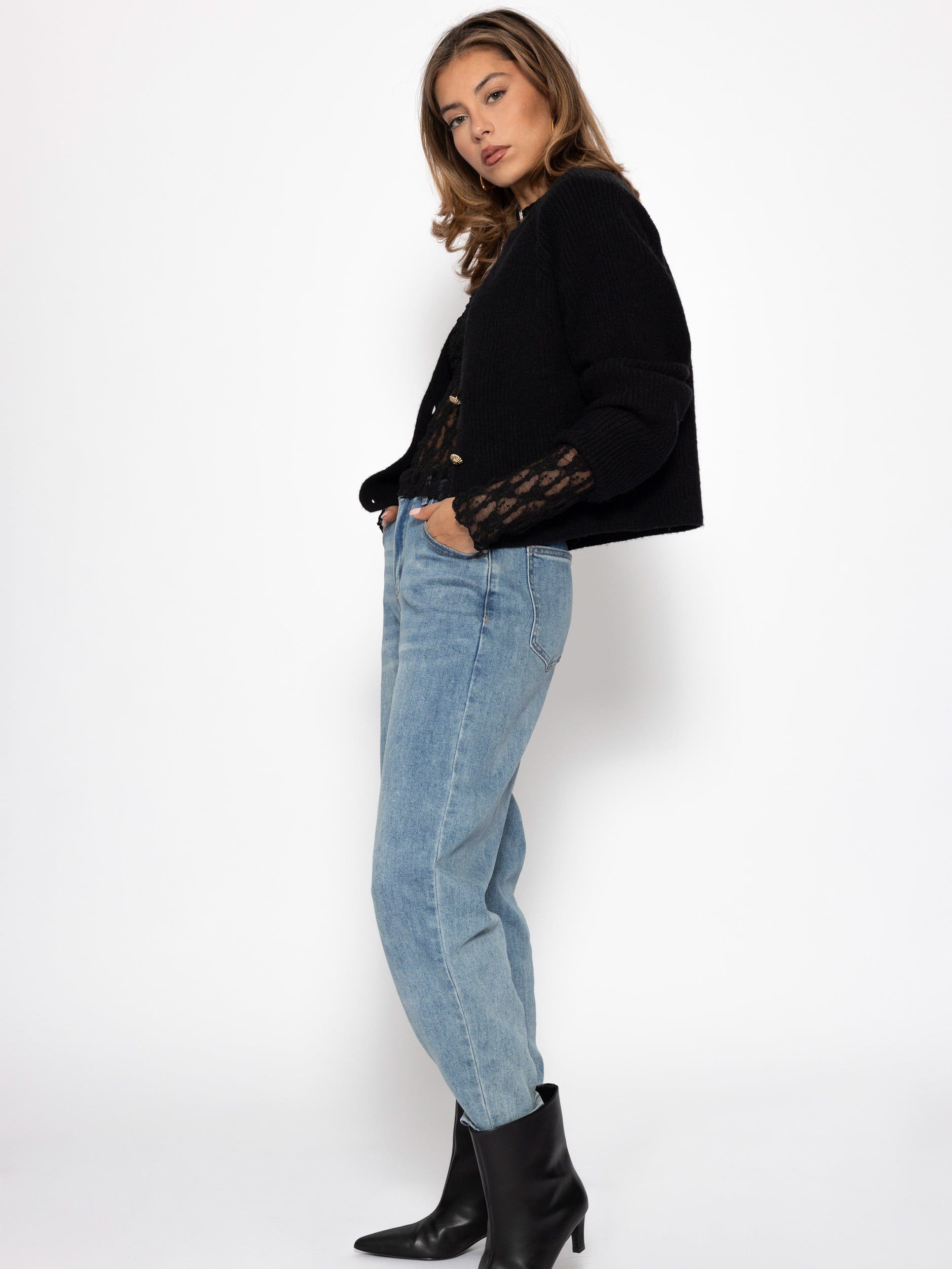 SASSYCLASSY Langarmshirt Langarm Spitzenshirt für Damen Figurbetontes Shirt günstig online kaufen