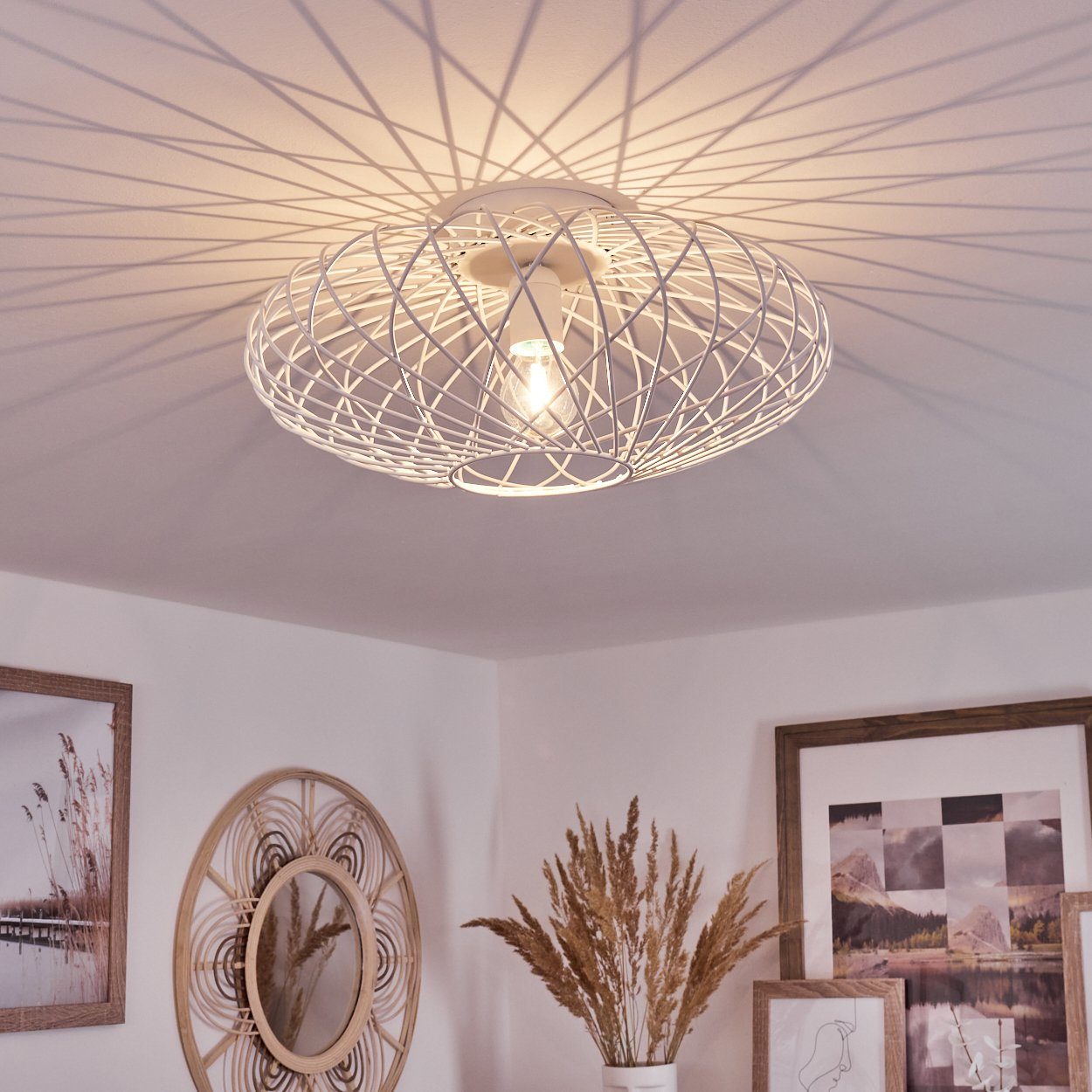 hofstein Deckenleuchte »Pieris« runde Deckenlampe aus Metall in Weiß, ohne Leuchtmittel, Retro-Leuchte mit Lichteffekt durch Gitter-Optik, Ø41cm, E27