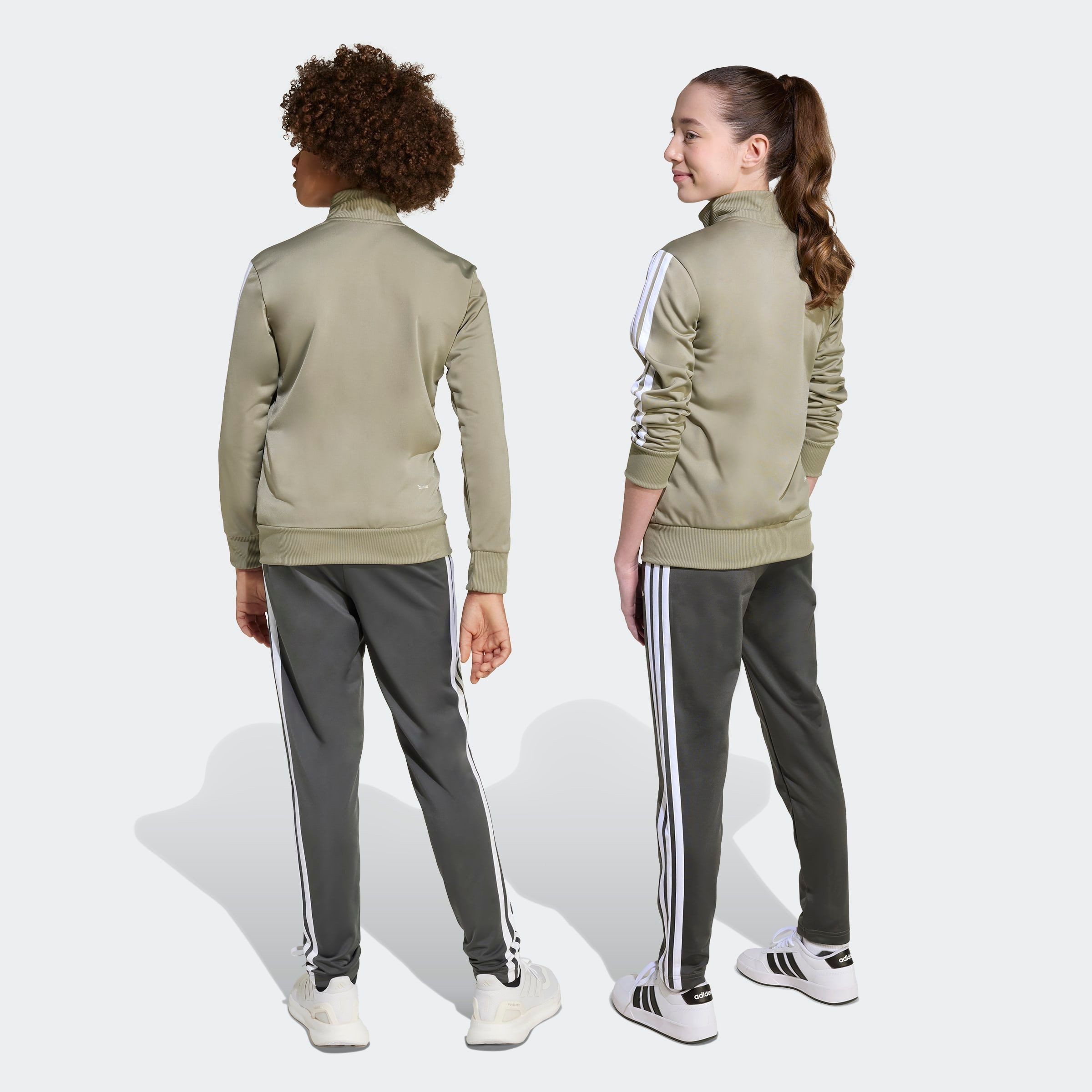 adidas Sportswear Trainingsanzug SEASONAL ESSENTIALS TIBERIO 3-STREIFEN TRICOT KIDS (2-tlg)