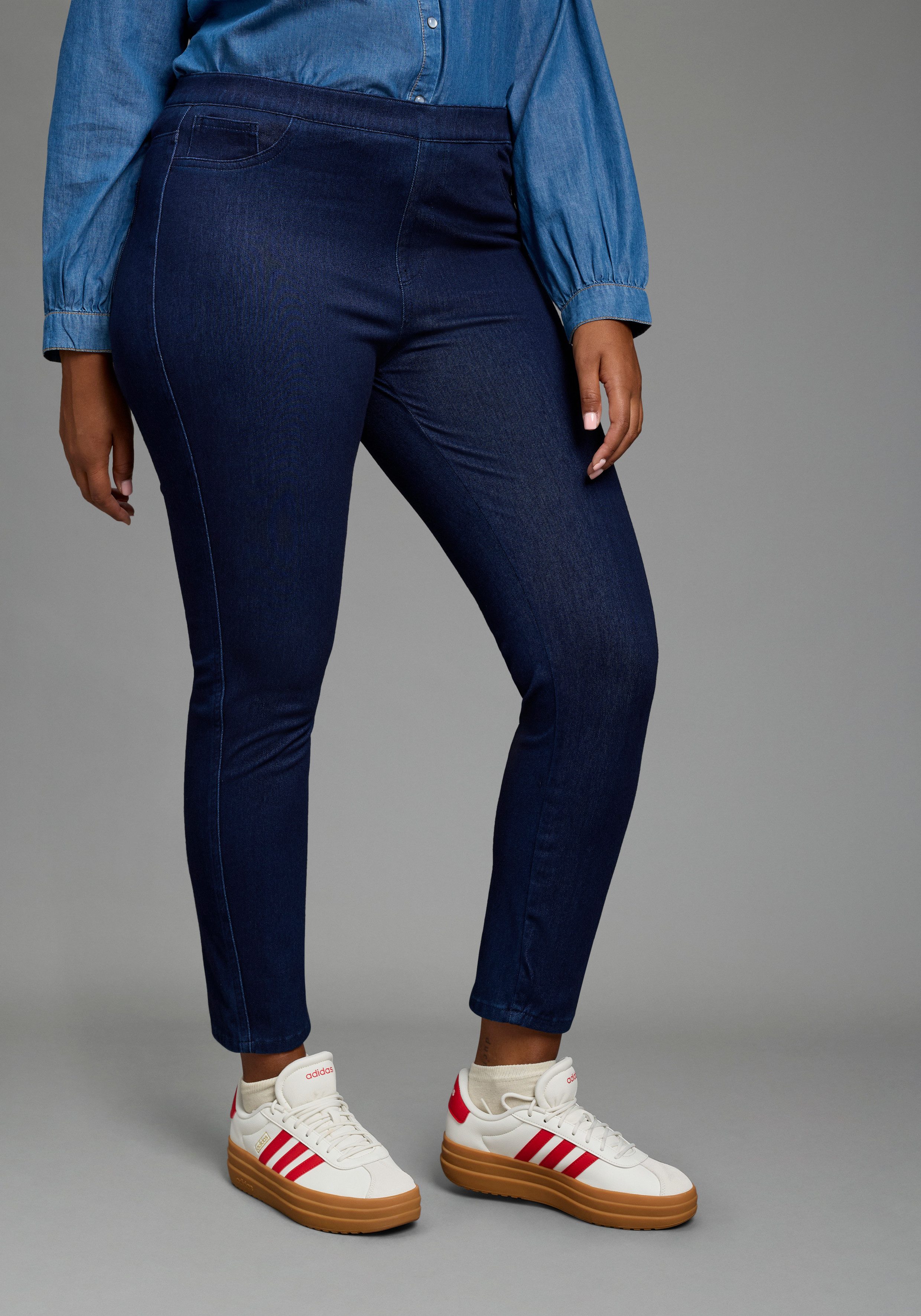 Laura Scott CURVE Jeansjeggings Große Größen, im 4 Way Stretch, Quer- und Längselastisch mit Eingrifftaschen, Gesäßtaschen und Coinpocket, lange Schnittform