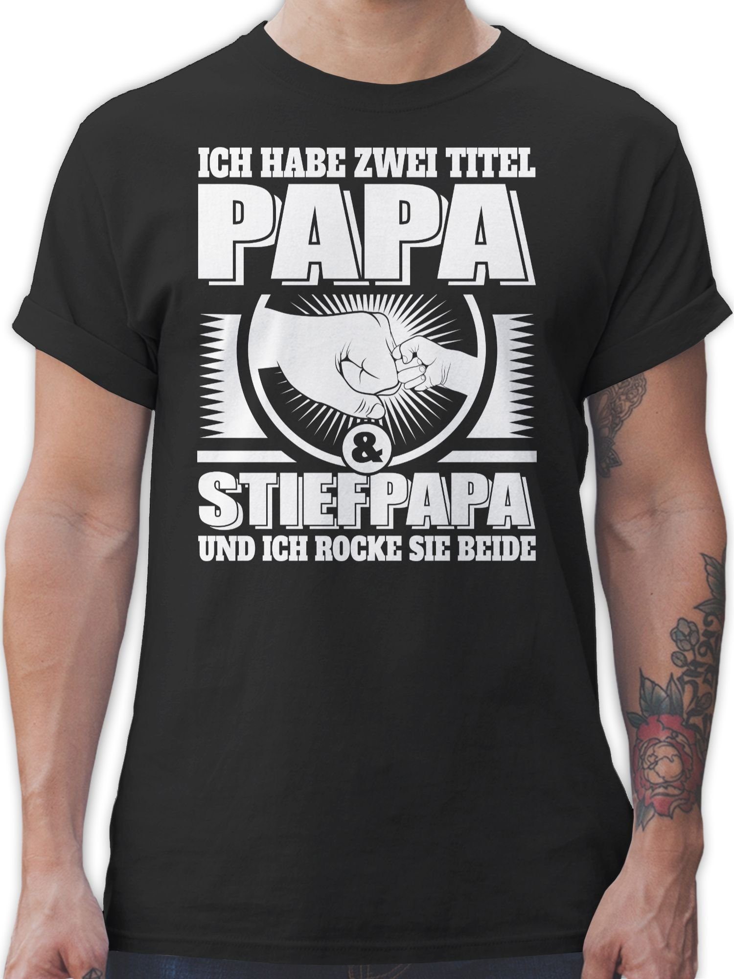 Herren Shirts Shirtracer T-Shirt Ich habe zwei Titel - Papa und Stiefpapa und ich rocke sie beide - weiß - Vatertag Geschenk - H