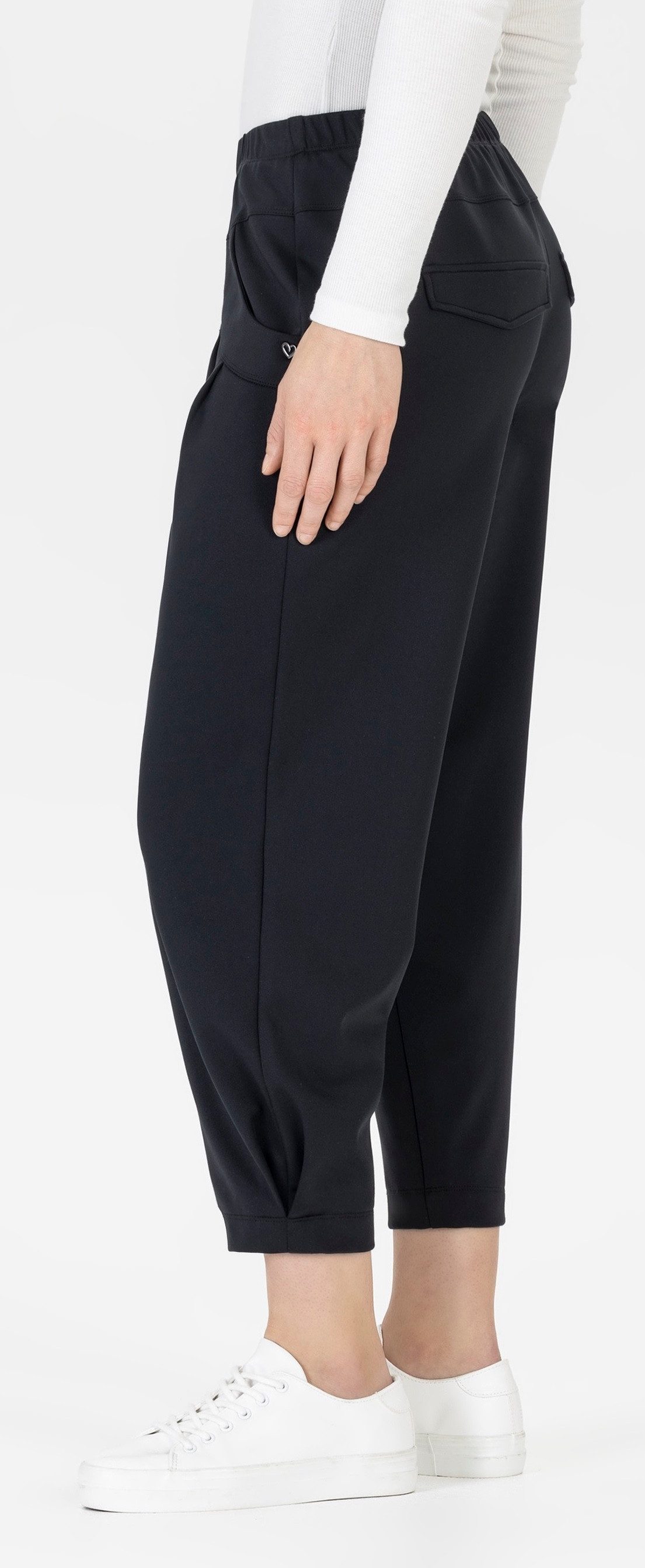 Stehmann Stoffhose Rachell-680-60520, mit Faltendesign an Taschen und Saum elegantes Faltendesign unter den Taschen