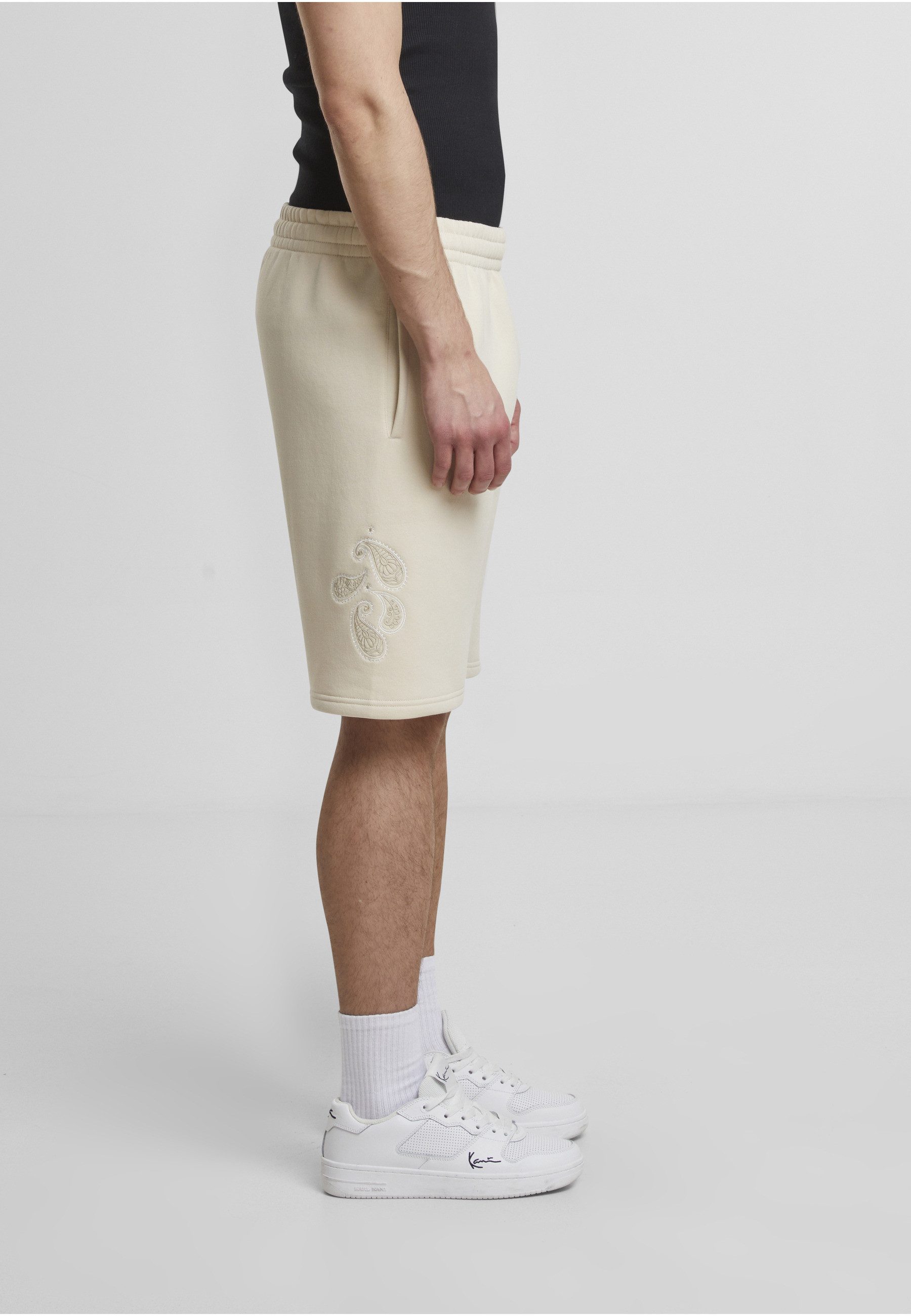 Karl Kani Shorts Karl Kani Retro Paisley Sweat Shorts (1-tlg)